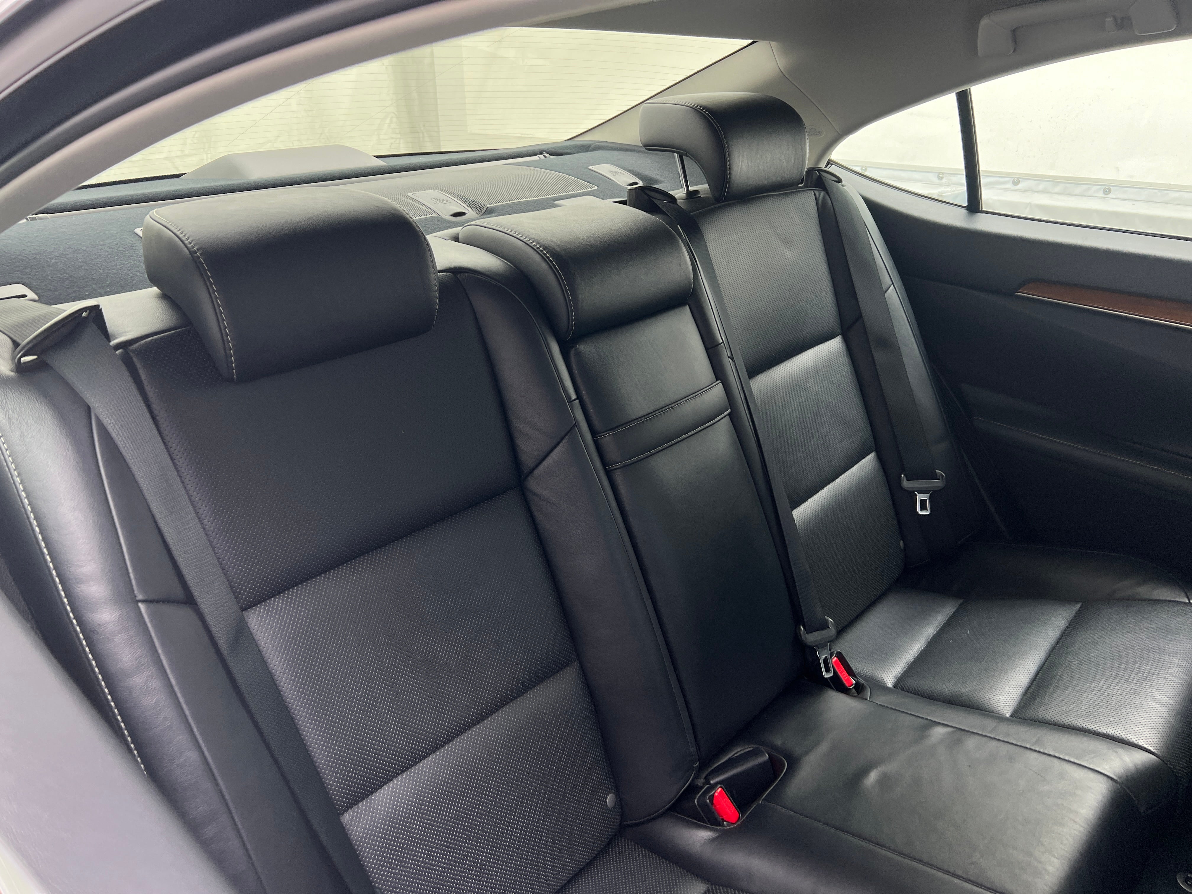 2015 Lexus ES Hybrid 300h 5