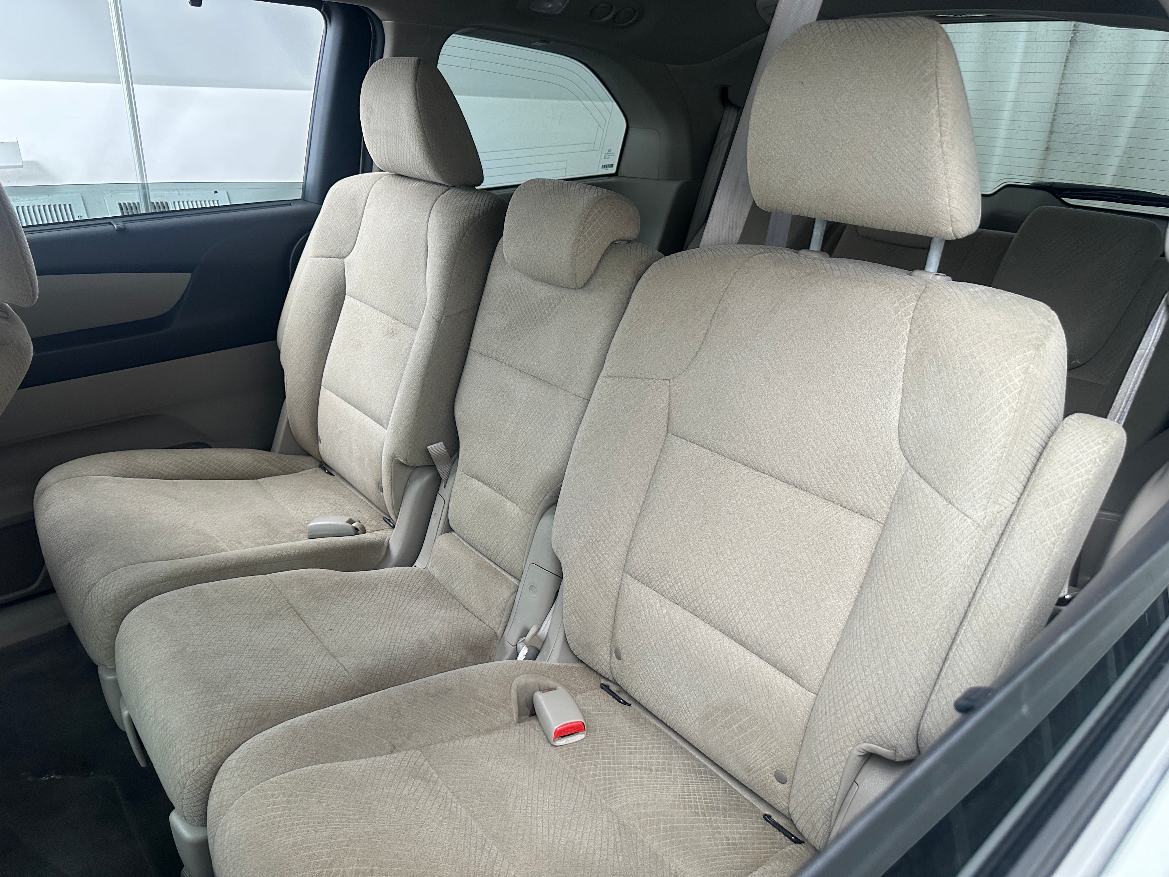2016 Honda Odyssey SE 6