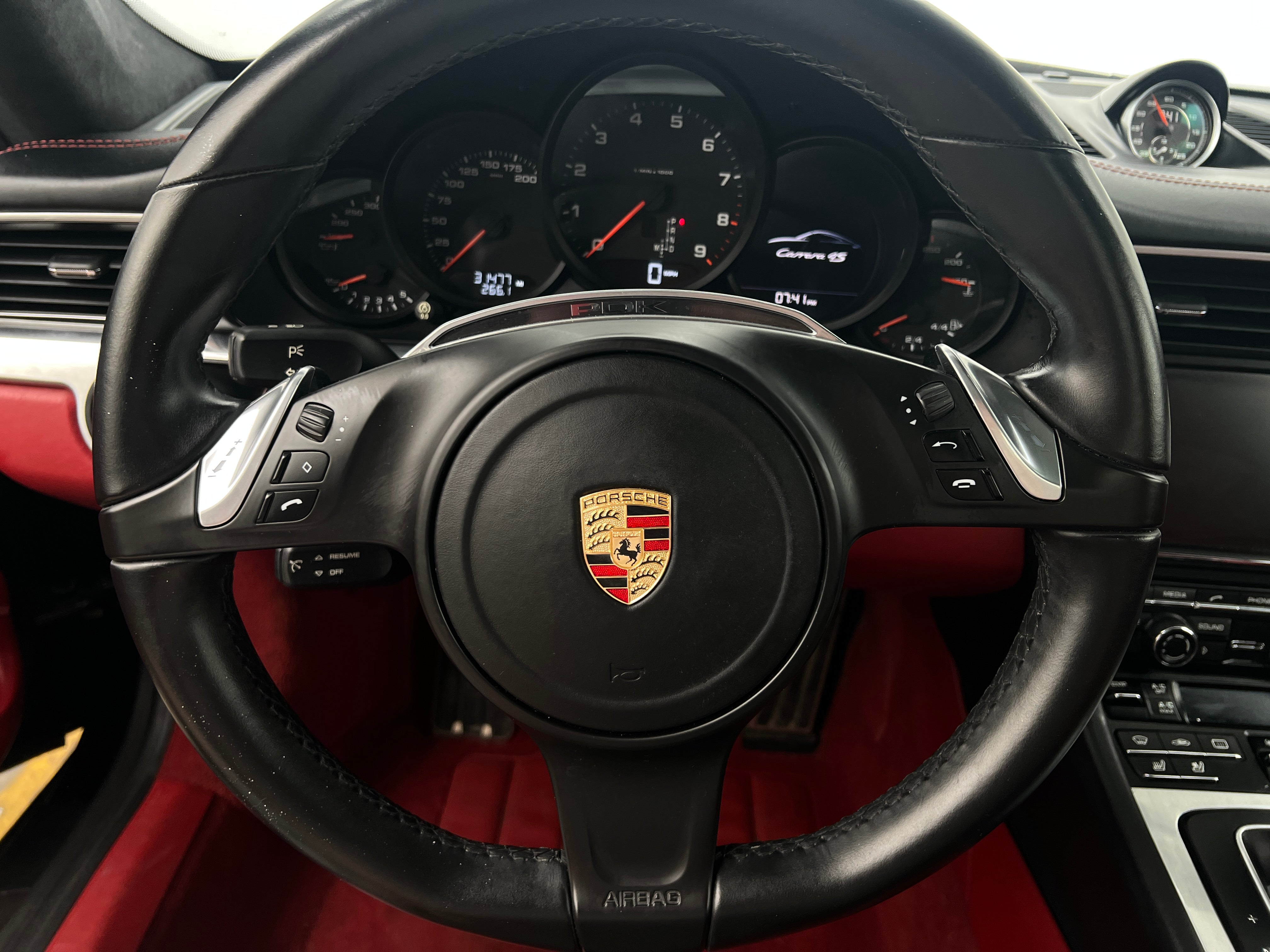 2015 Porsche 911 Carrera 4S 3