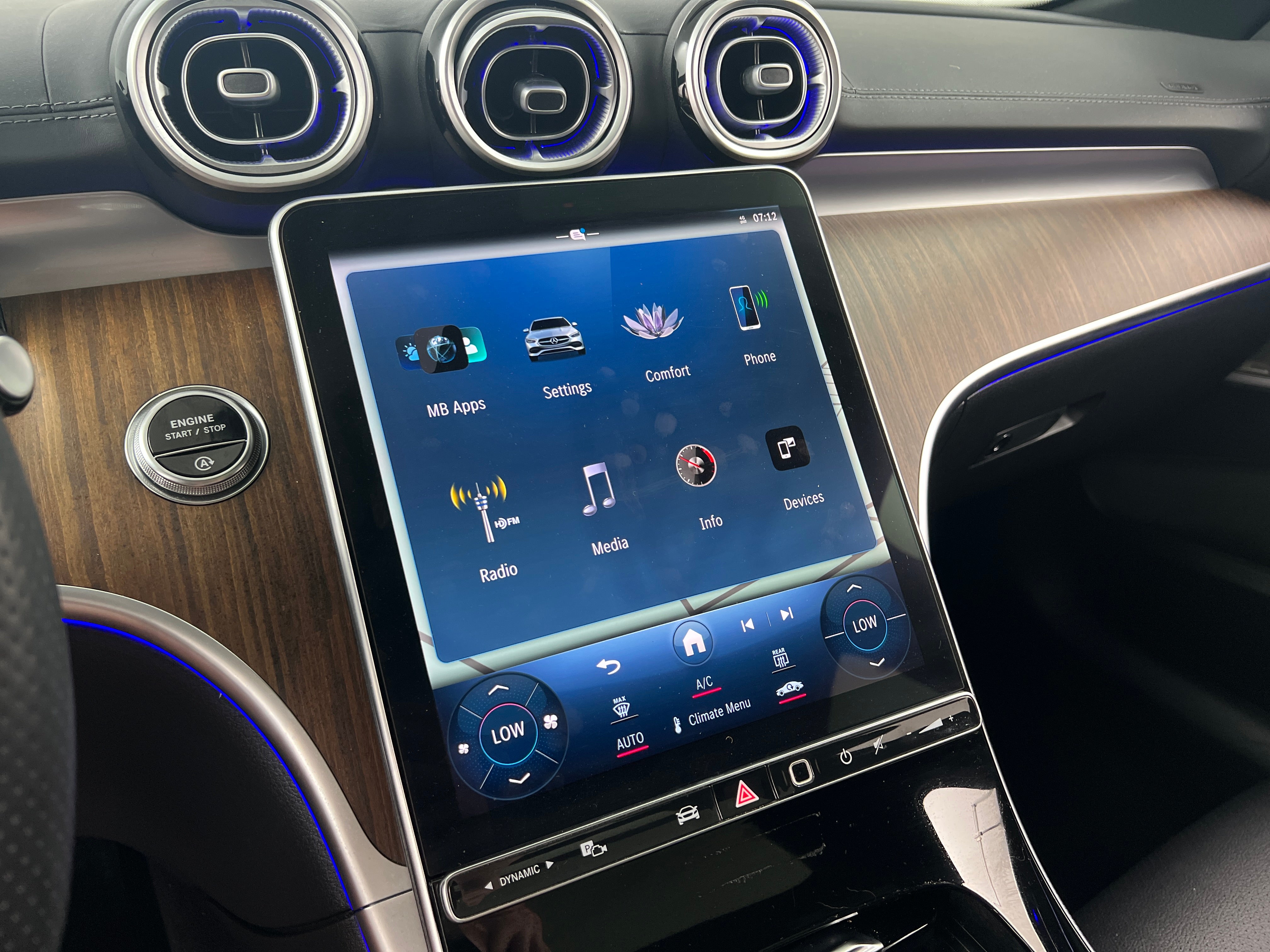 2024 Mercedes-Benz C-Class C 300 4