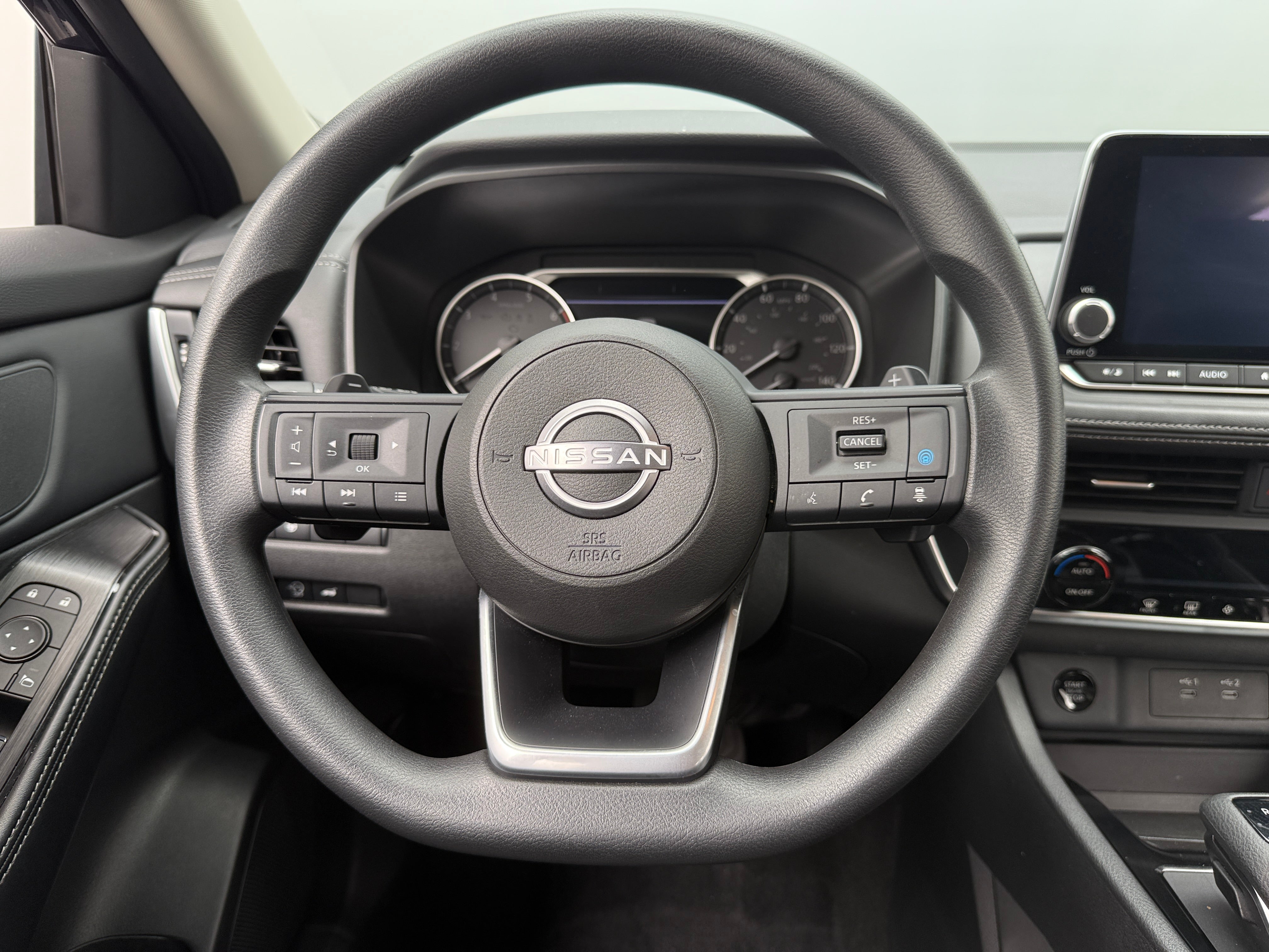 2024 Nissan Rogue SV 5
