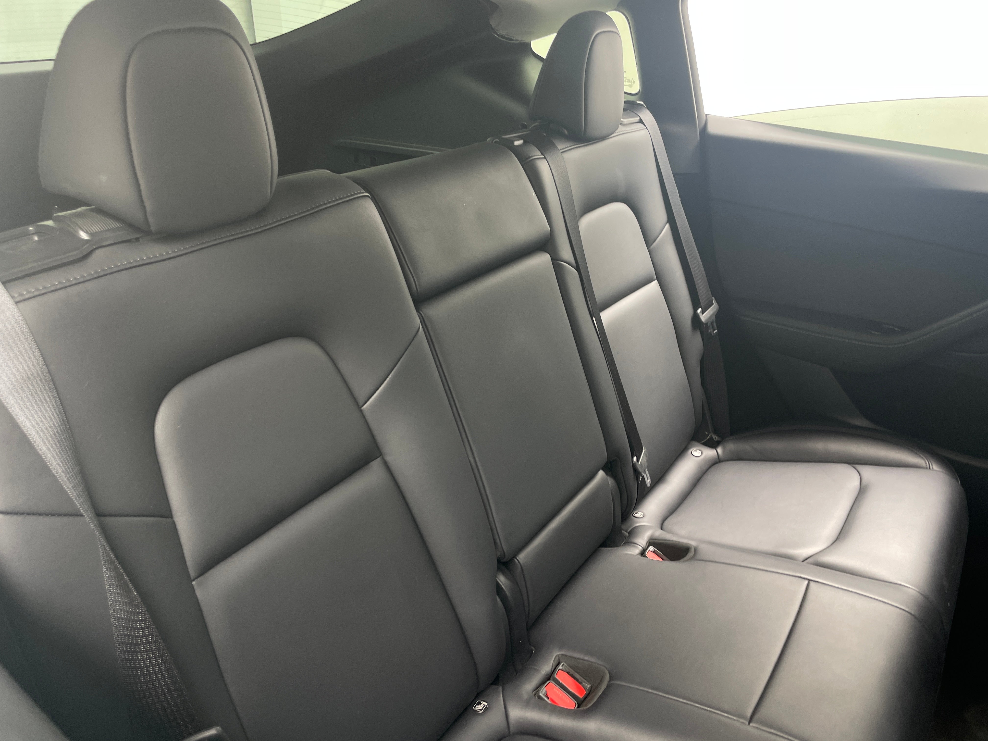 2024 Tesla Model Y Long Range 4