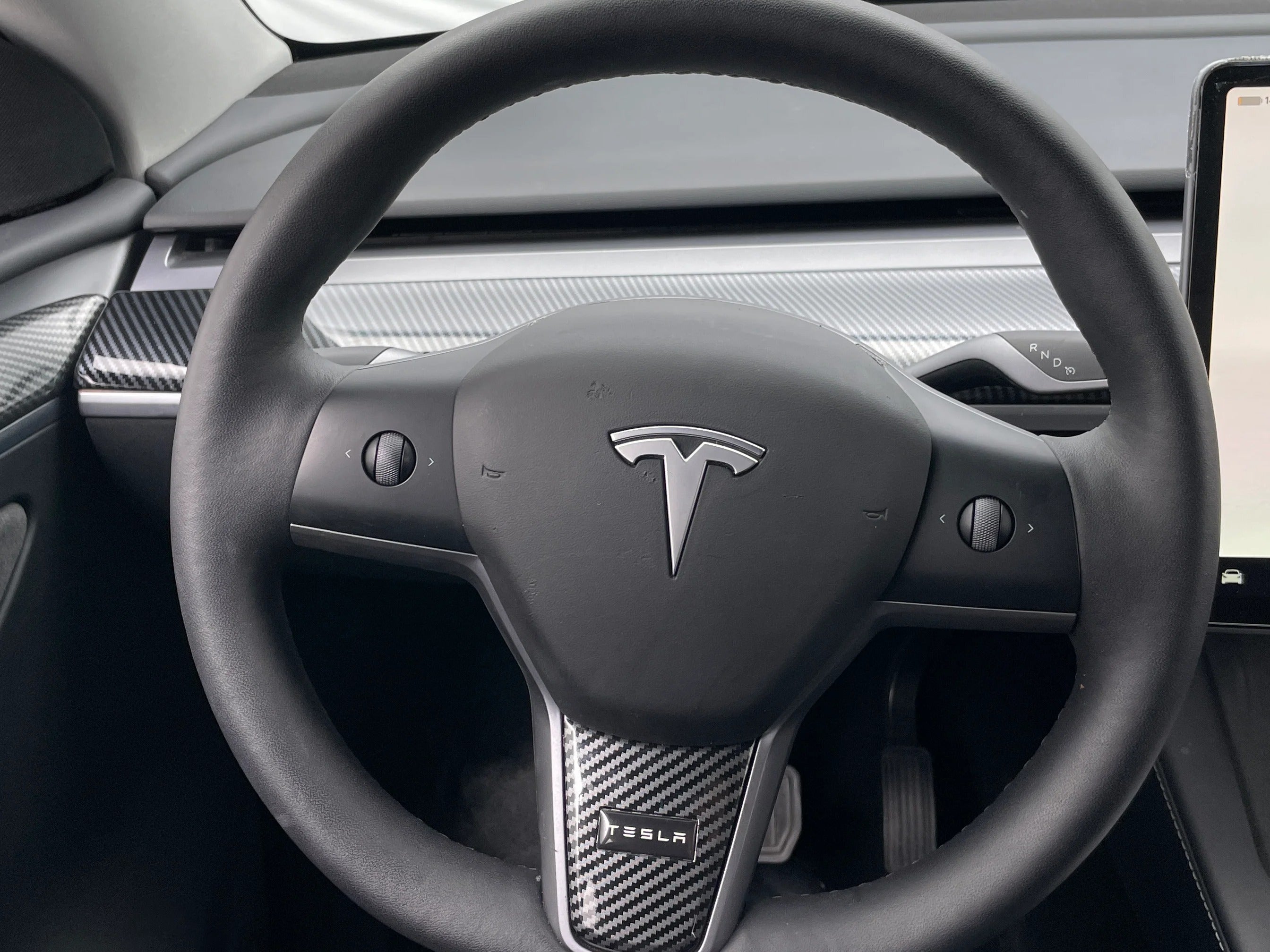 2024 Tesla Model Y Long Range 3