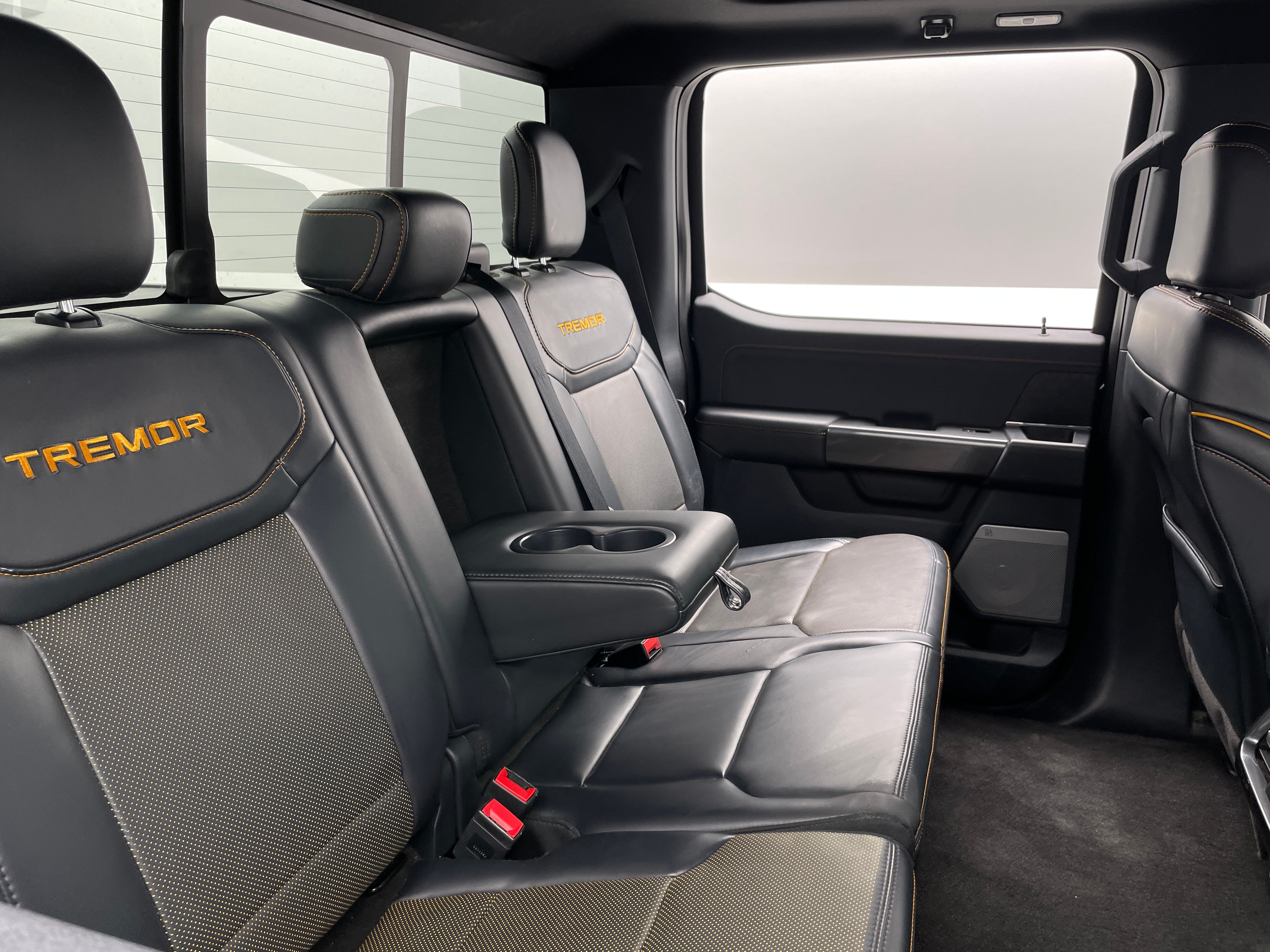 2022 Ford Econoline E-150 6