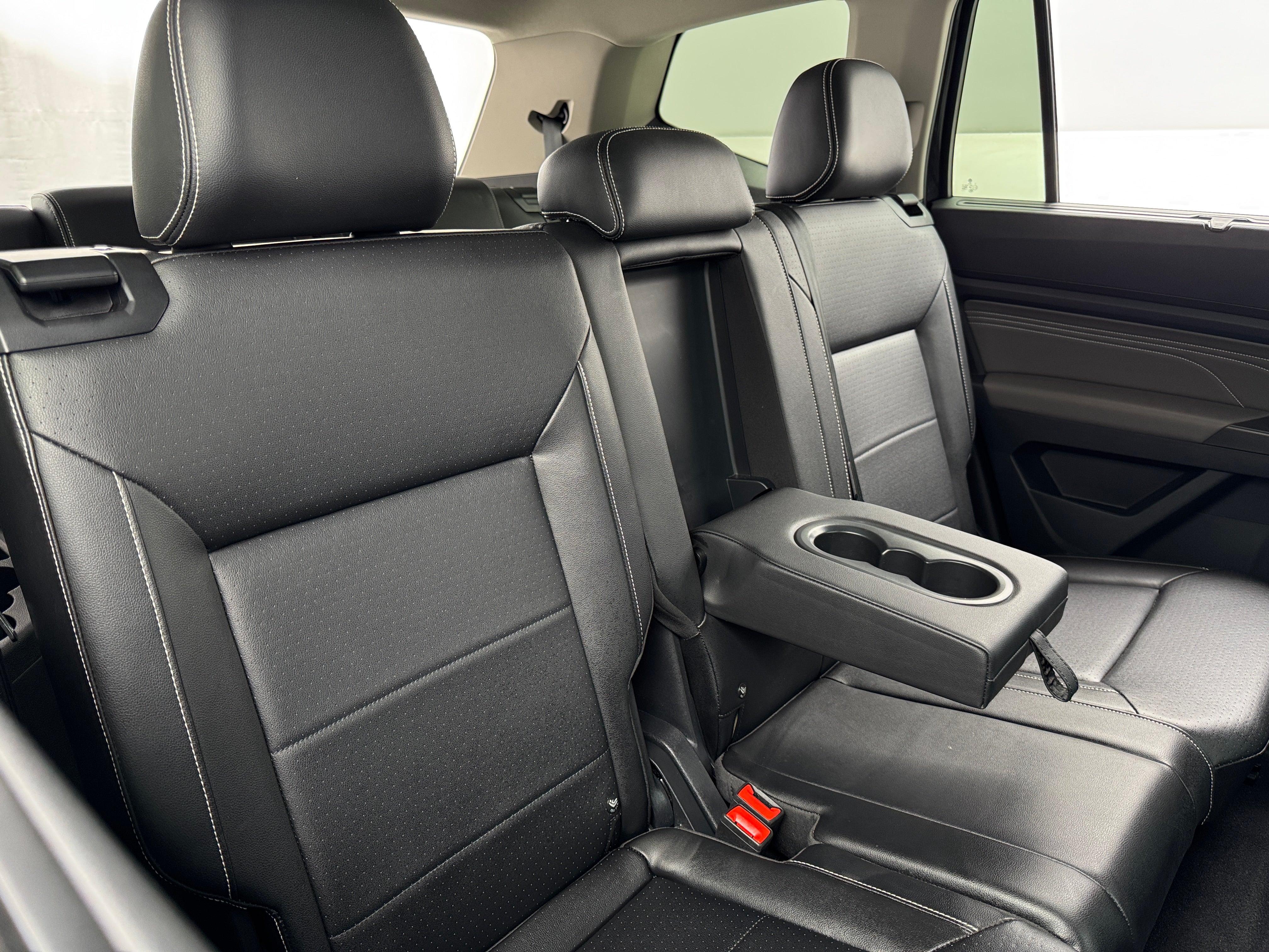 2022 Volkswagen Atlas SEL 5
