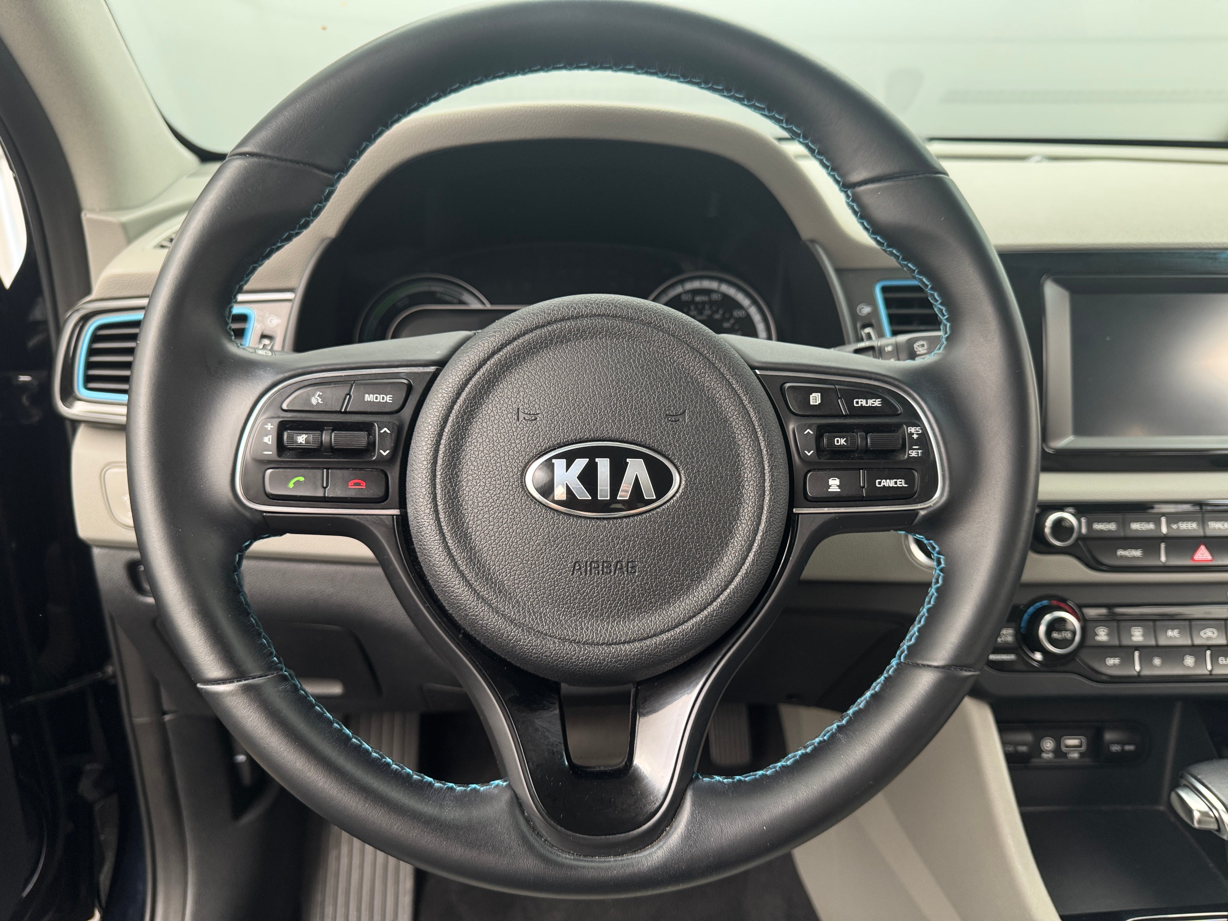 2019 Kia Niro EX 4