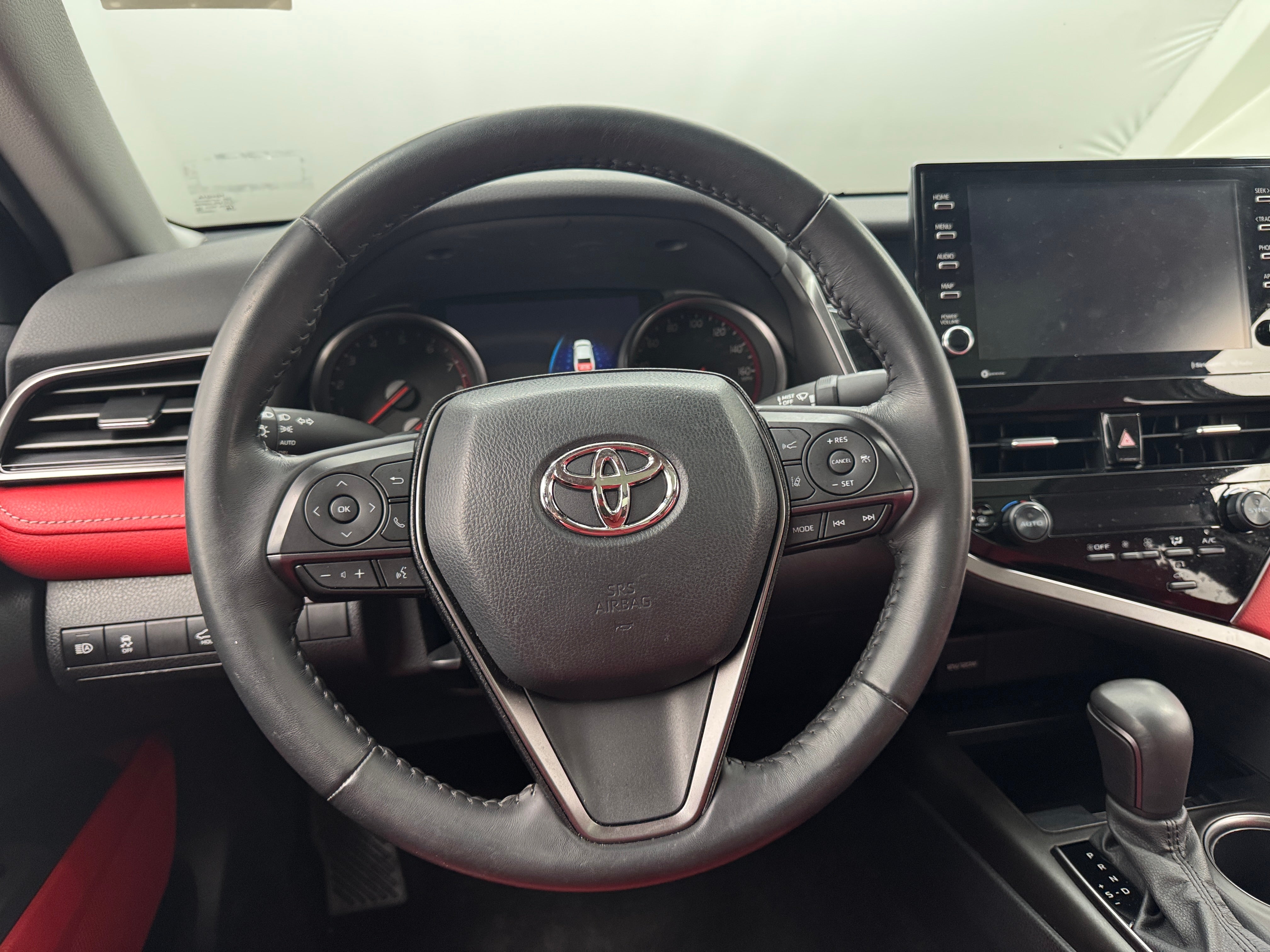 2022 Toyota Camry XSE 4