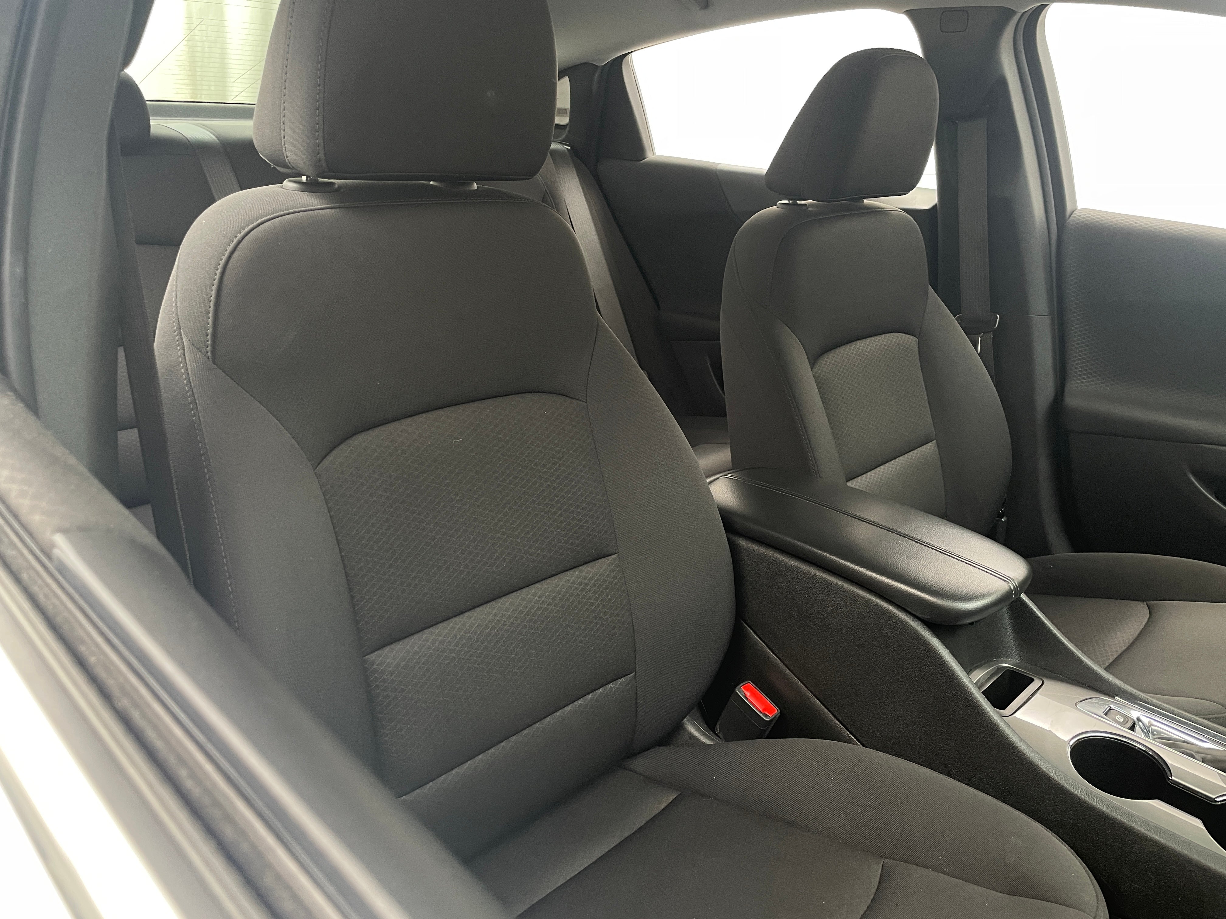 2023 Chevrolet Malibu LT 2