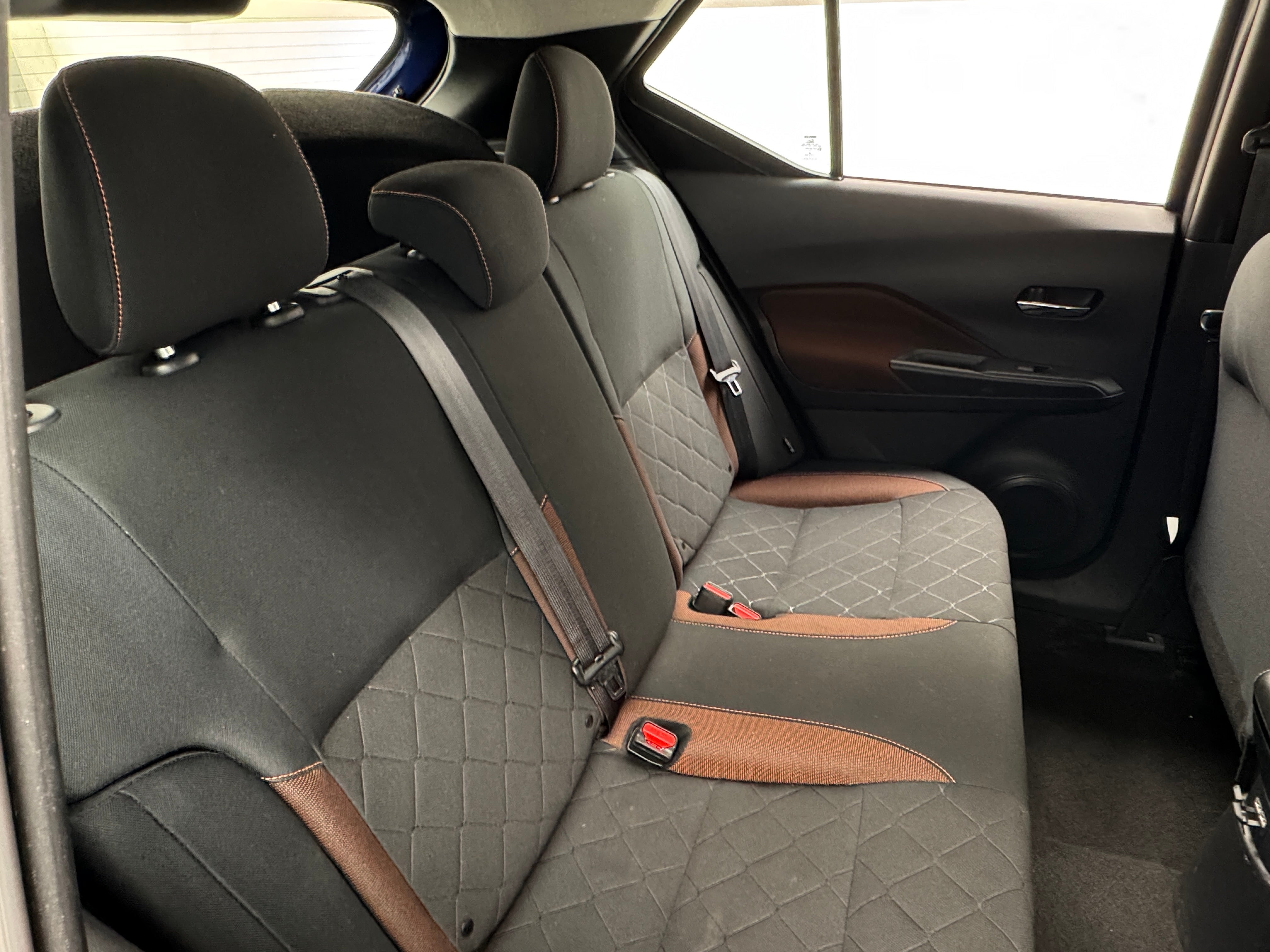 2020 Nissan Kicks SR 6