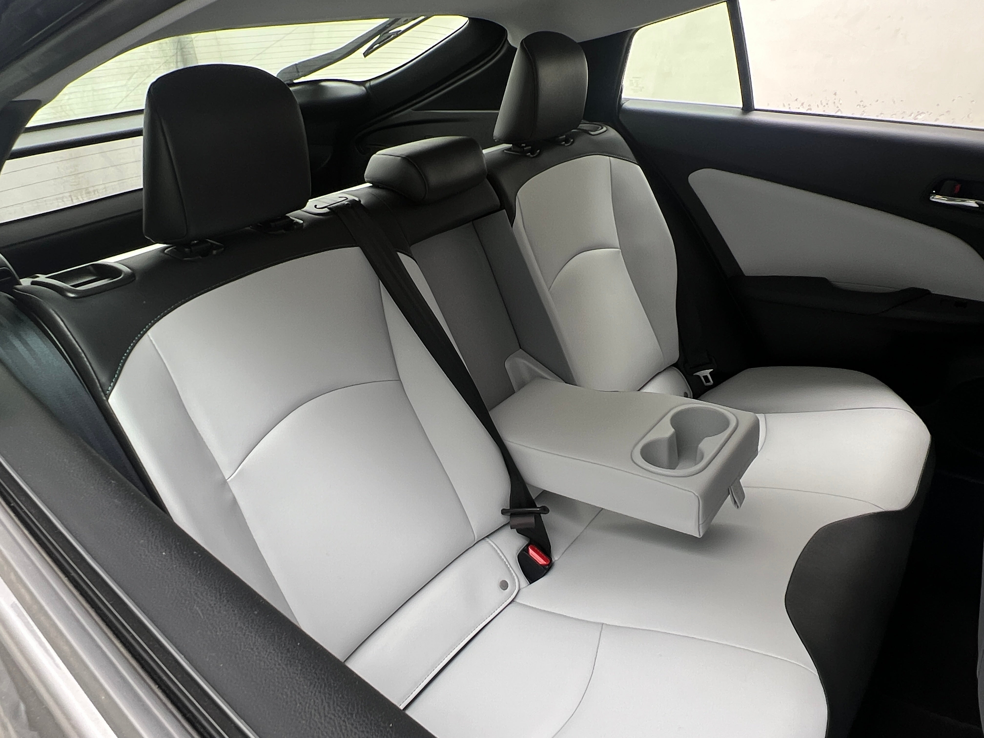 2020 Toyota Prius XLE 5