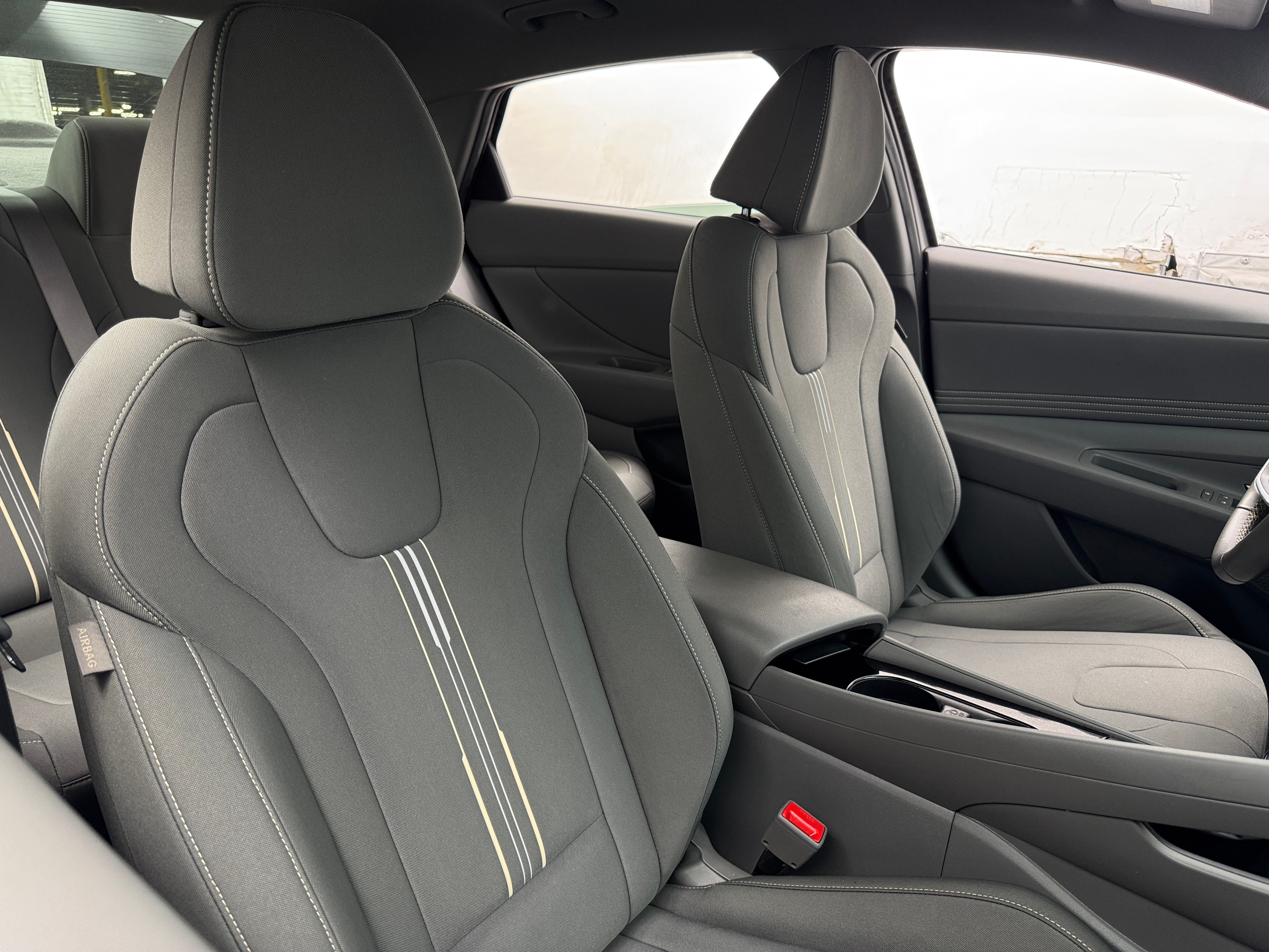2023 Hyundai Elantra SEL 2