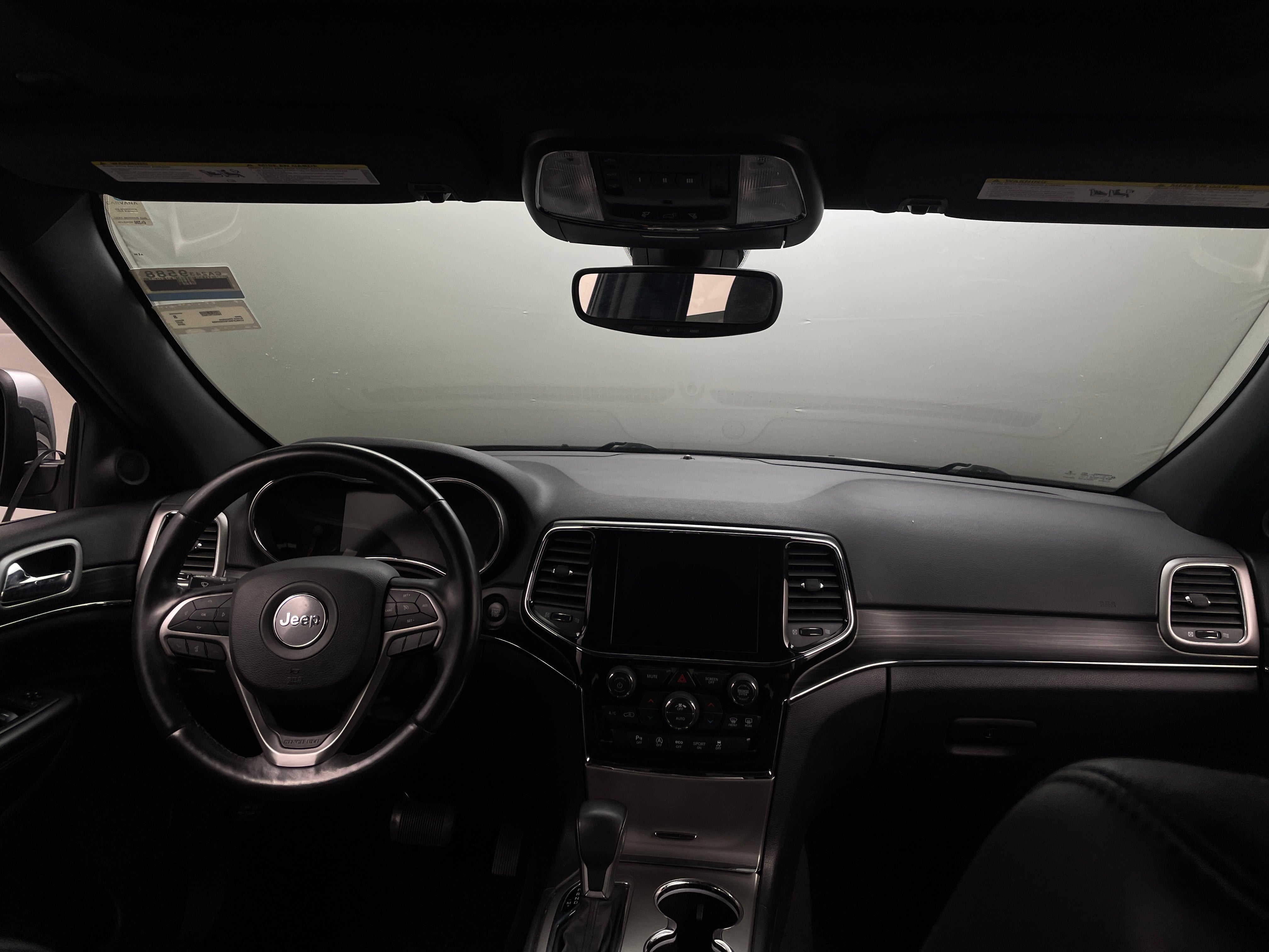 2019 Jeep Grand Cherokee Limited Edition 2