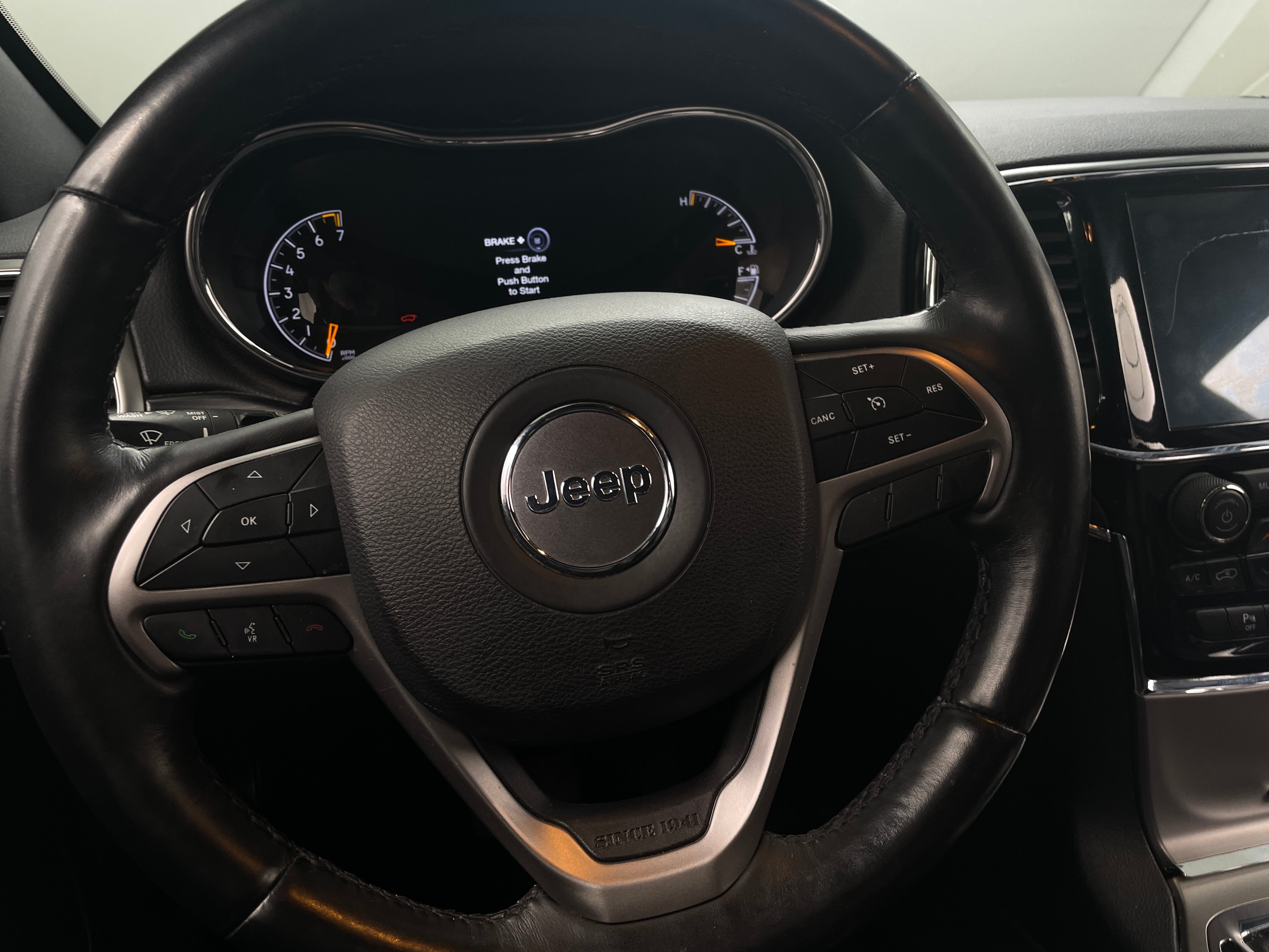 2019 Jeep Grand Cherokee Limited Edition 4