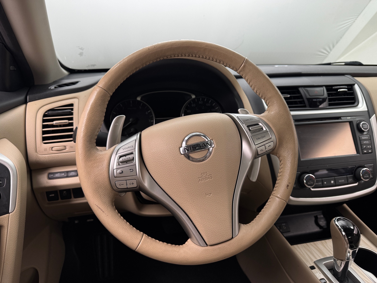 Thumbnail: 2017 Nissan Altima - 4