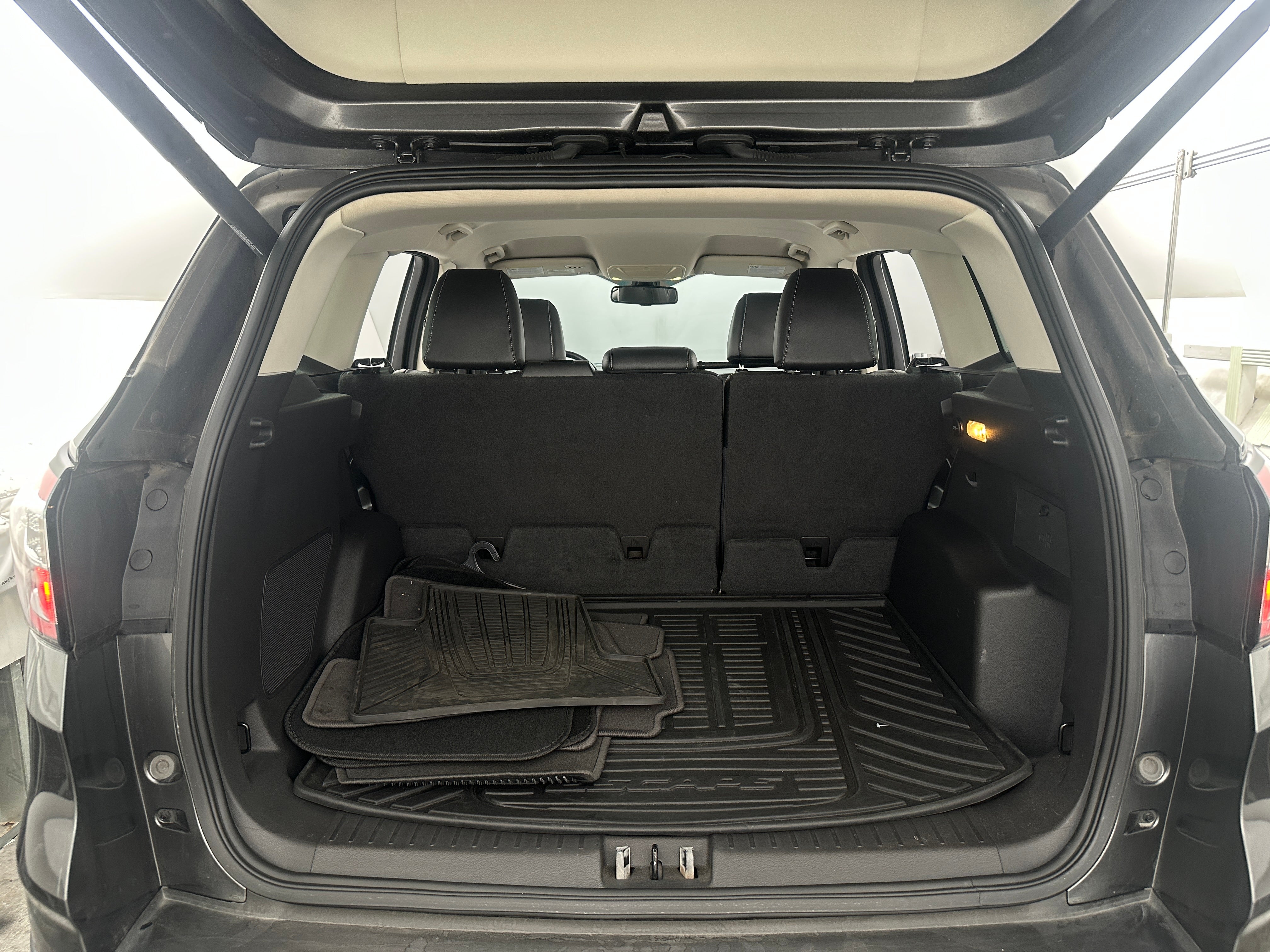 2017 Ford Escape Titanium 6