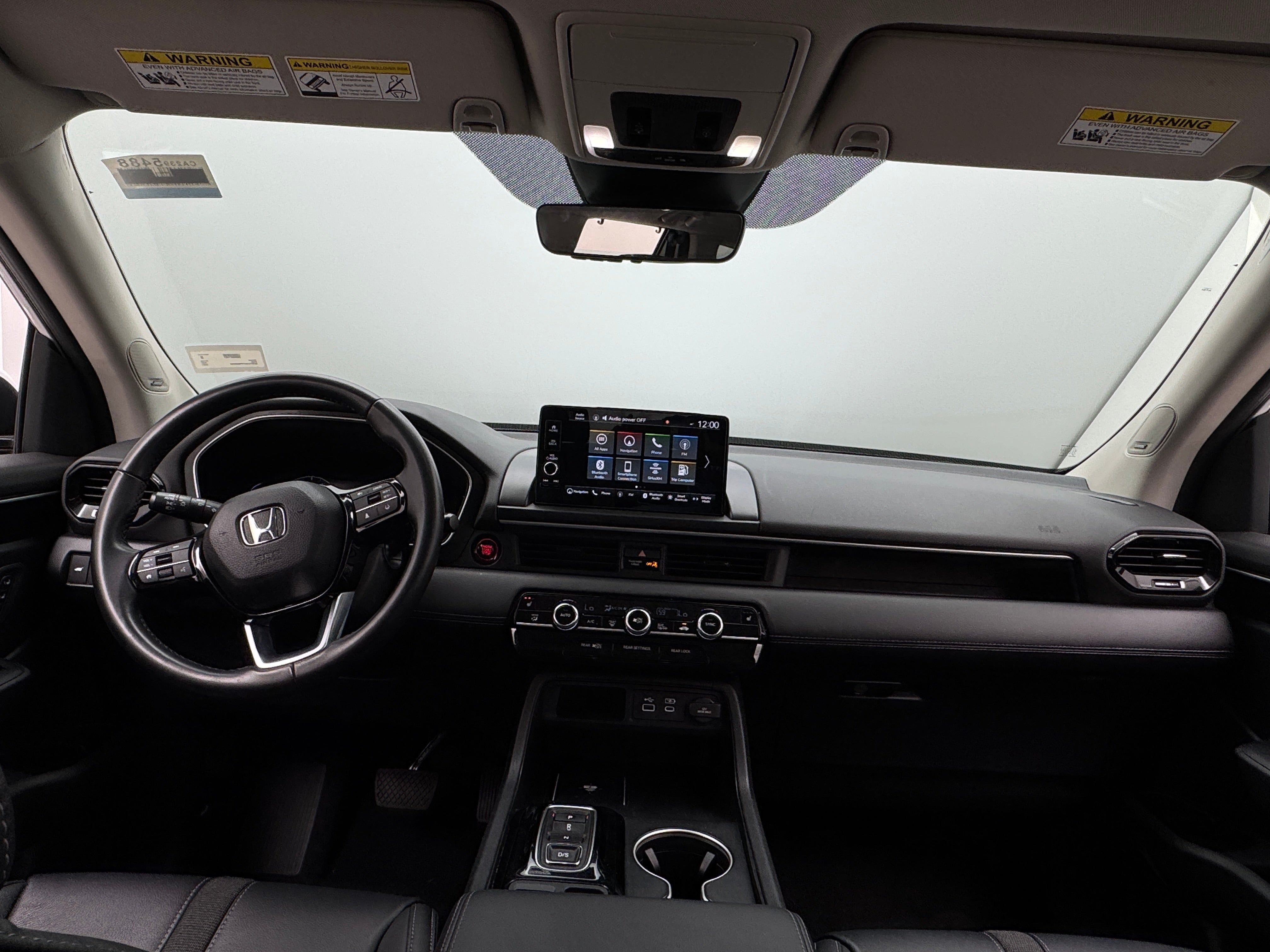 2023 Honda Pilot Touring 2