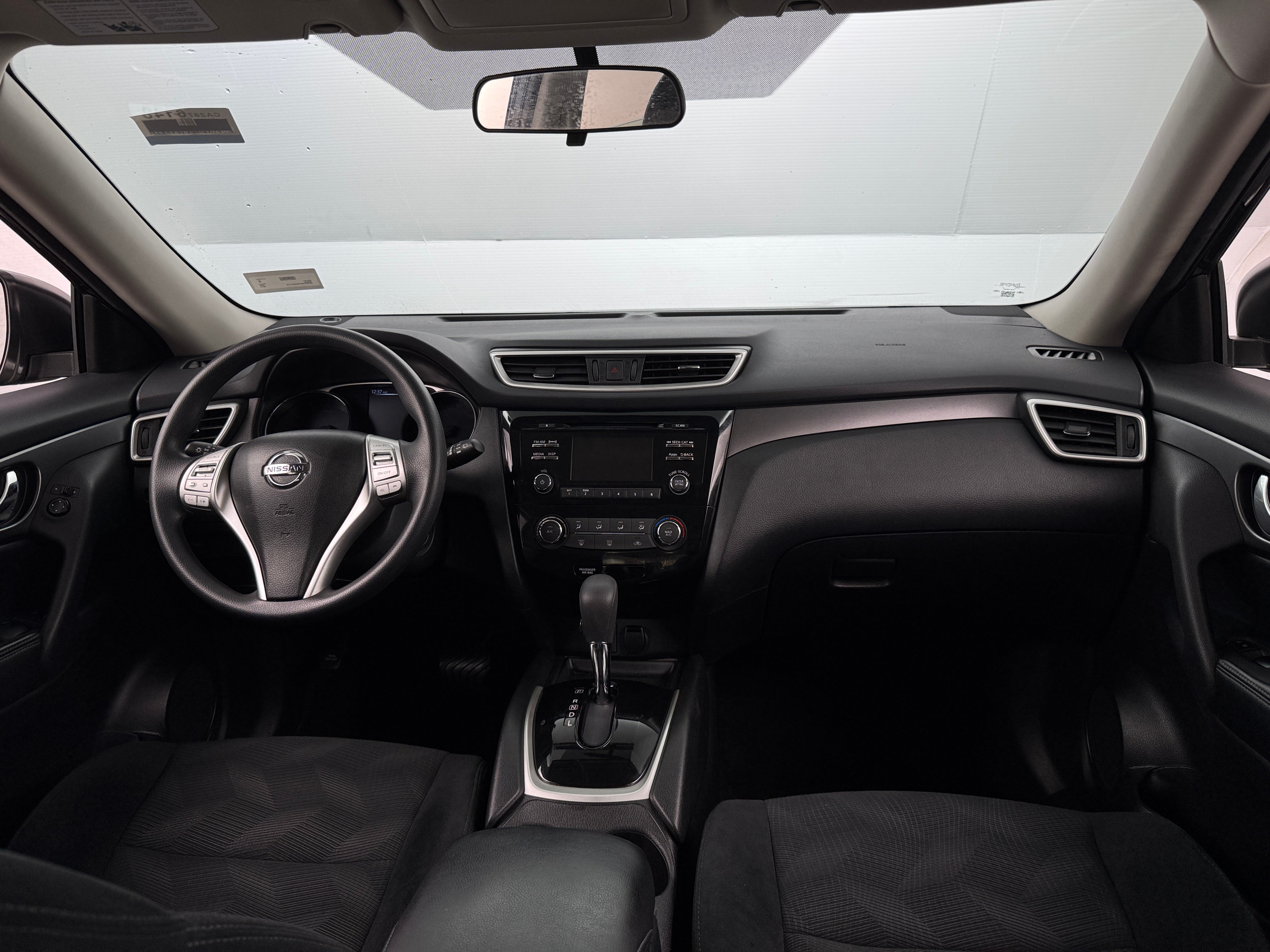 2016 Nissan Rogue S 3