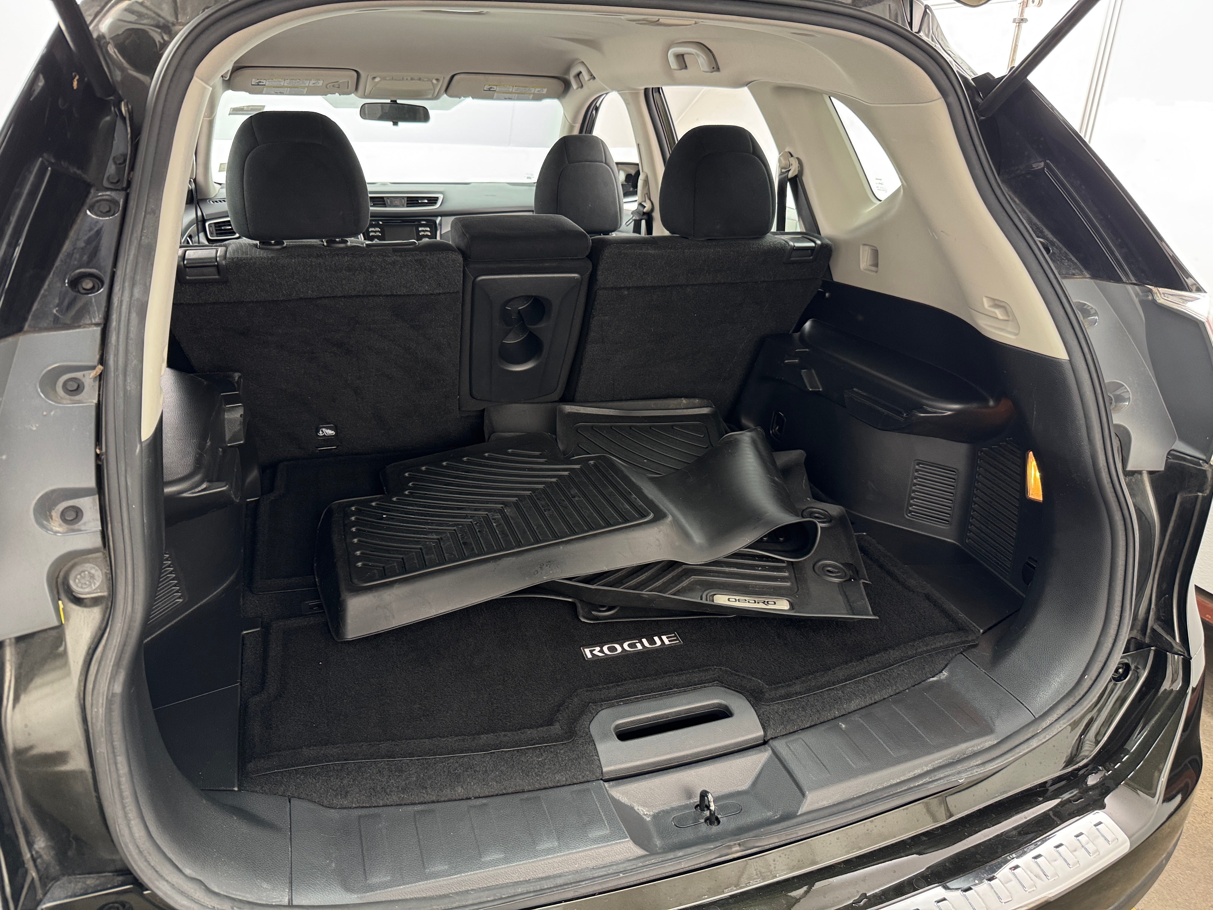 2016 Nissan Rogue S 7