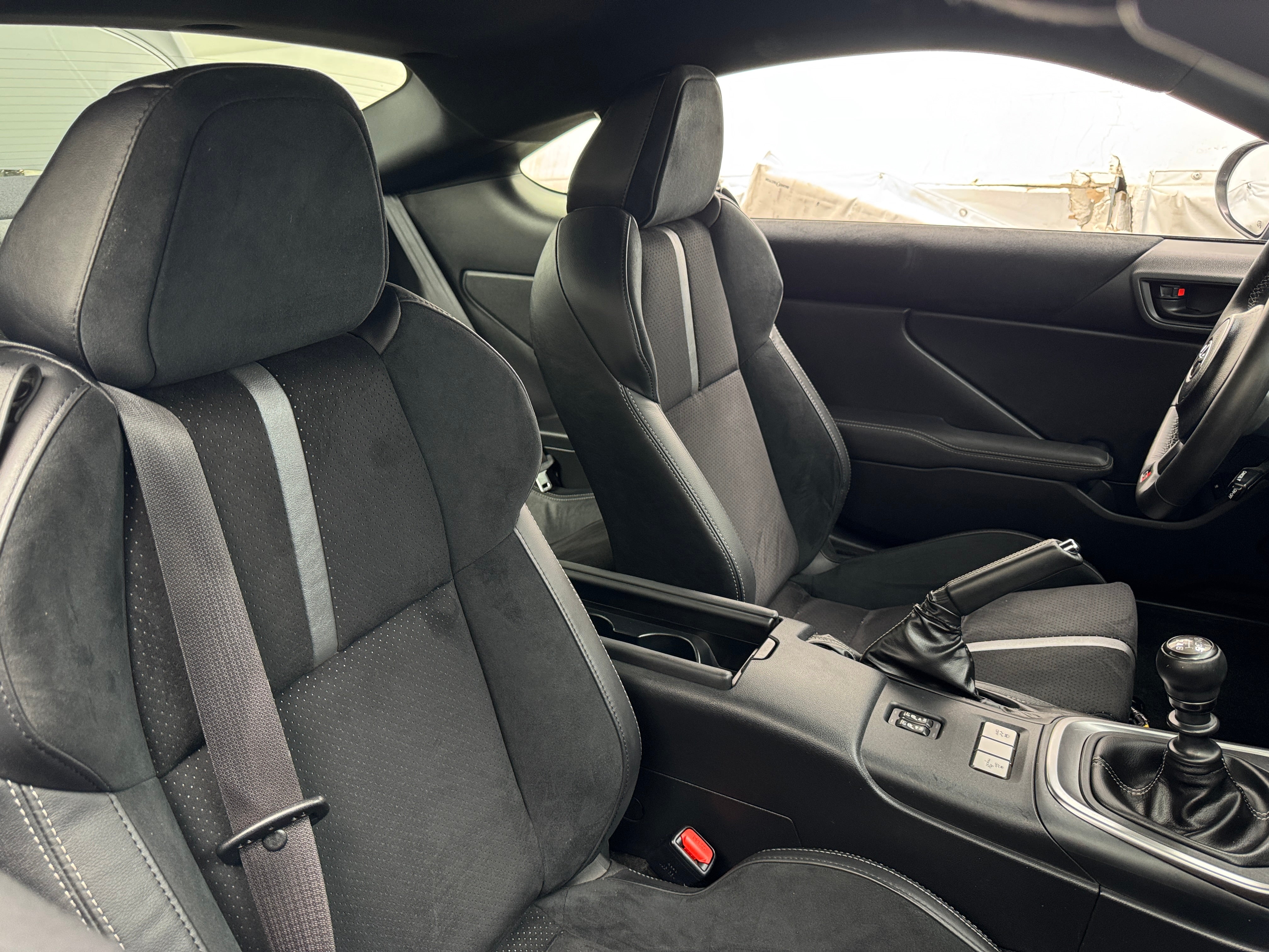 2023 Toyota GR86 Premium 2