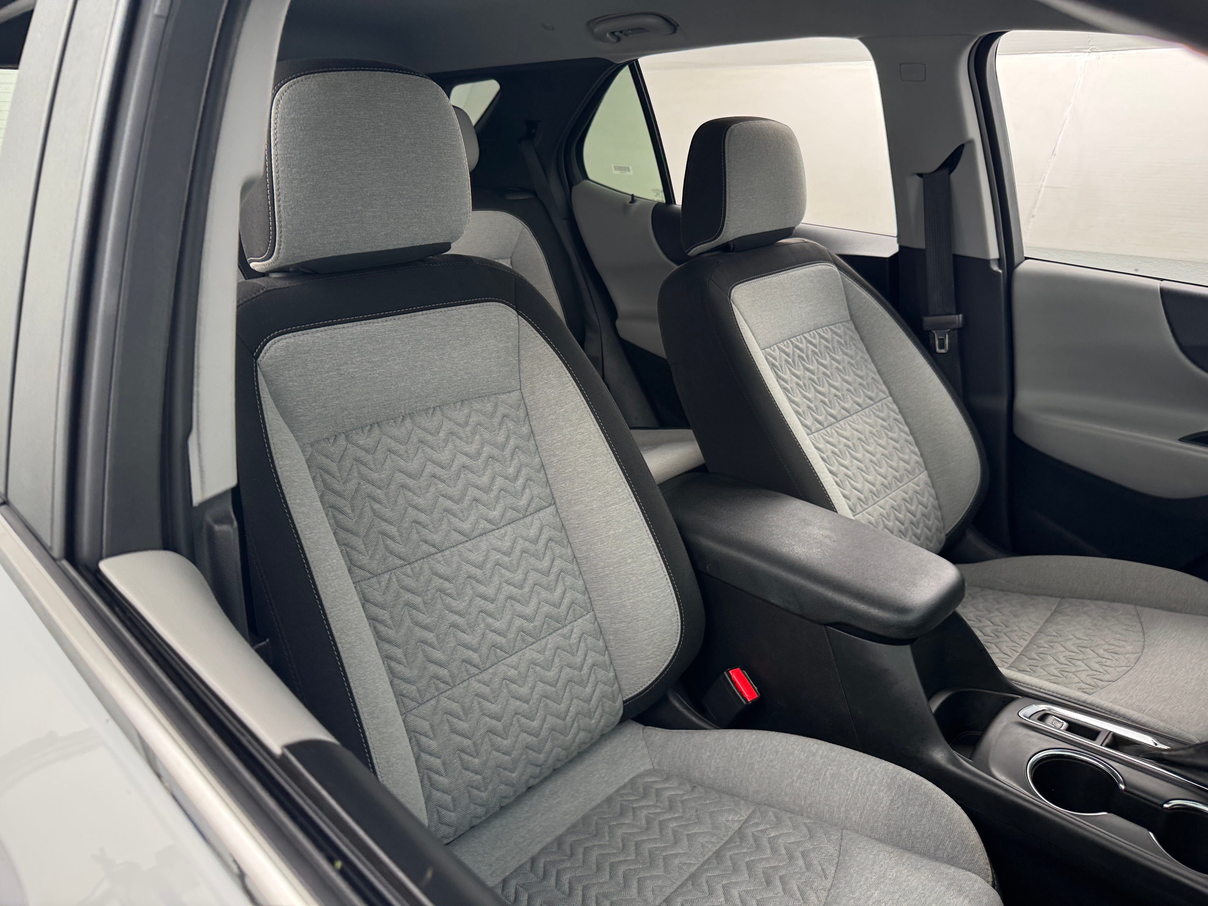 2023 Chevrolet Equinox LT 2