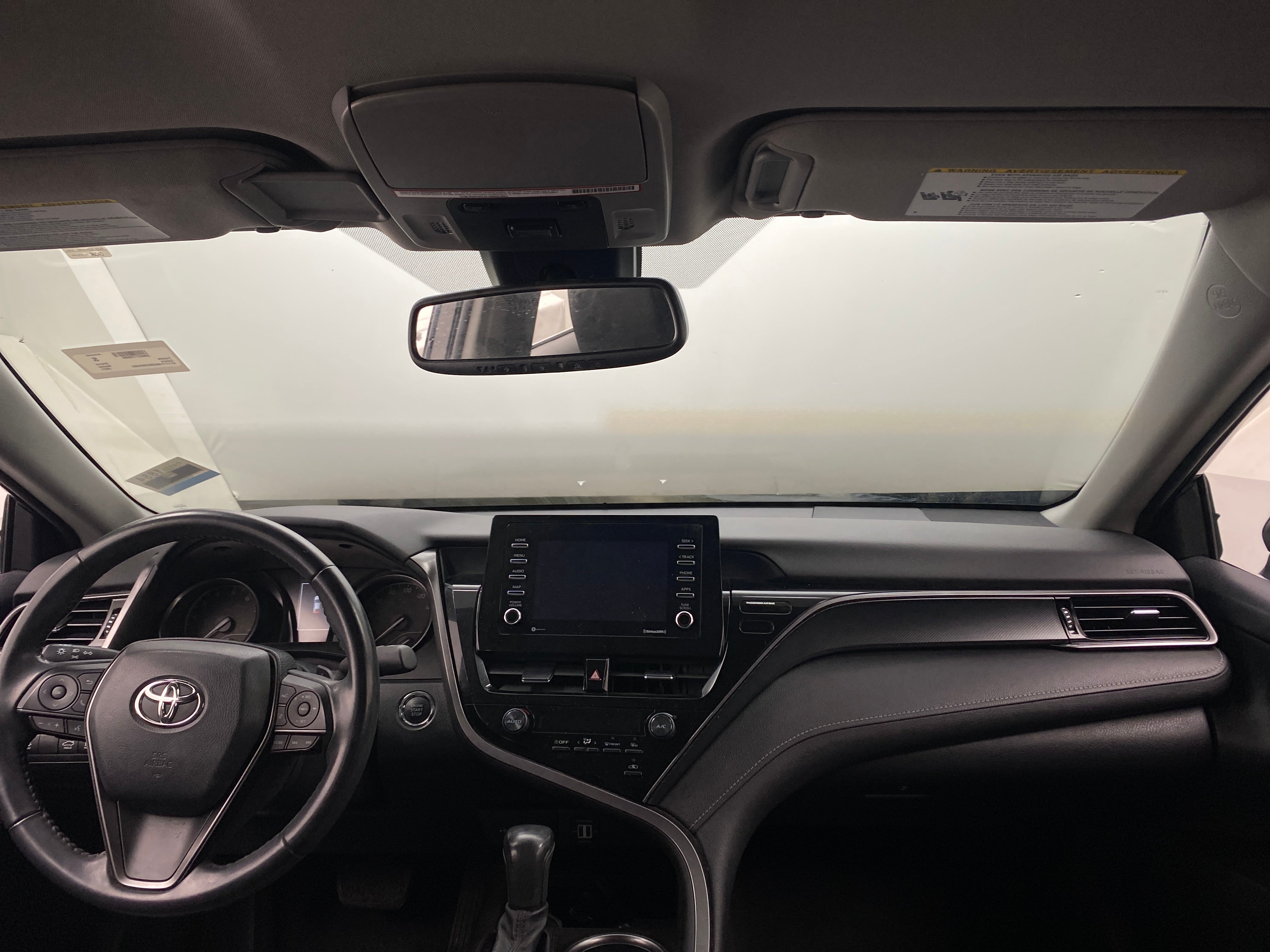 2021 Toyota Camry SE 3