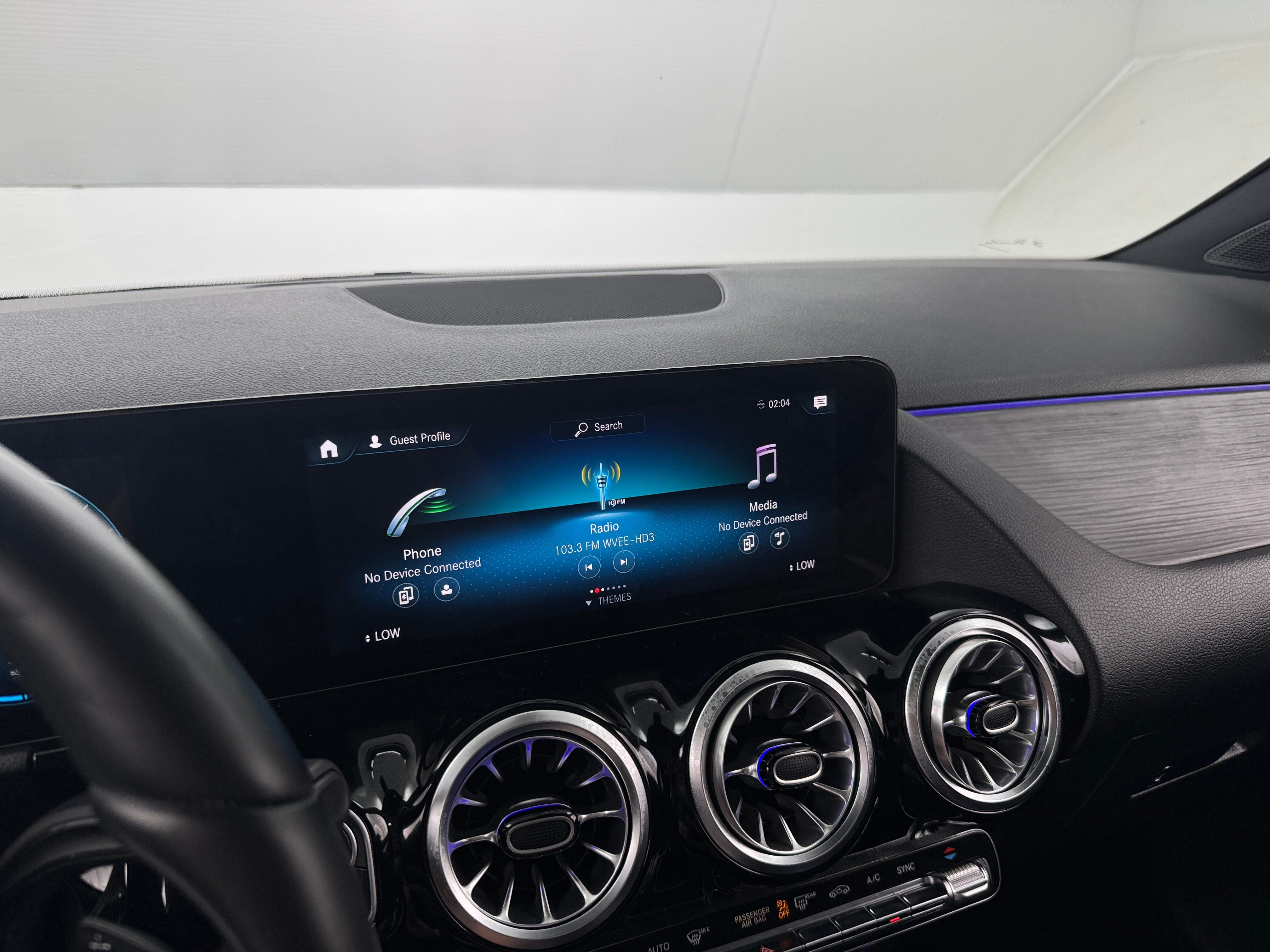 2023 Mercedes-Benz GLA 250 4MATIC 3