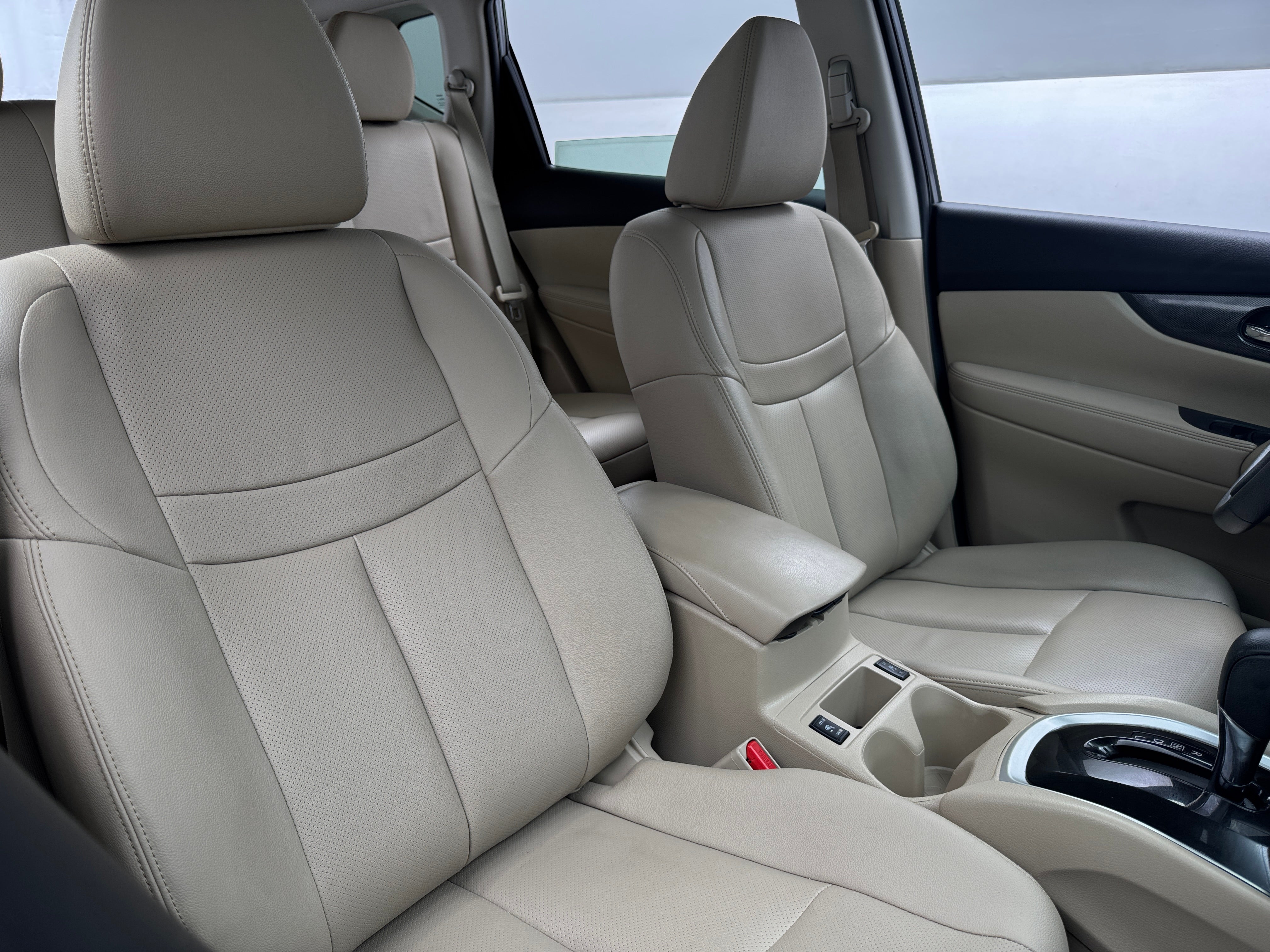 2016 Nissan Rogue SL 2