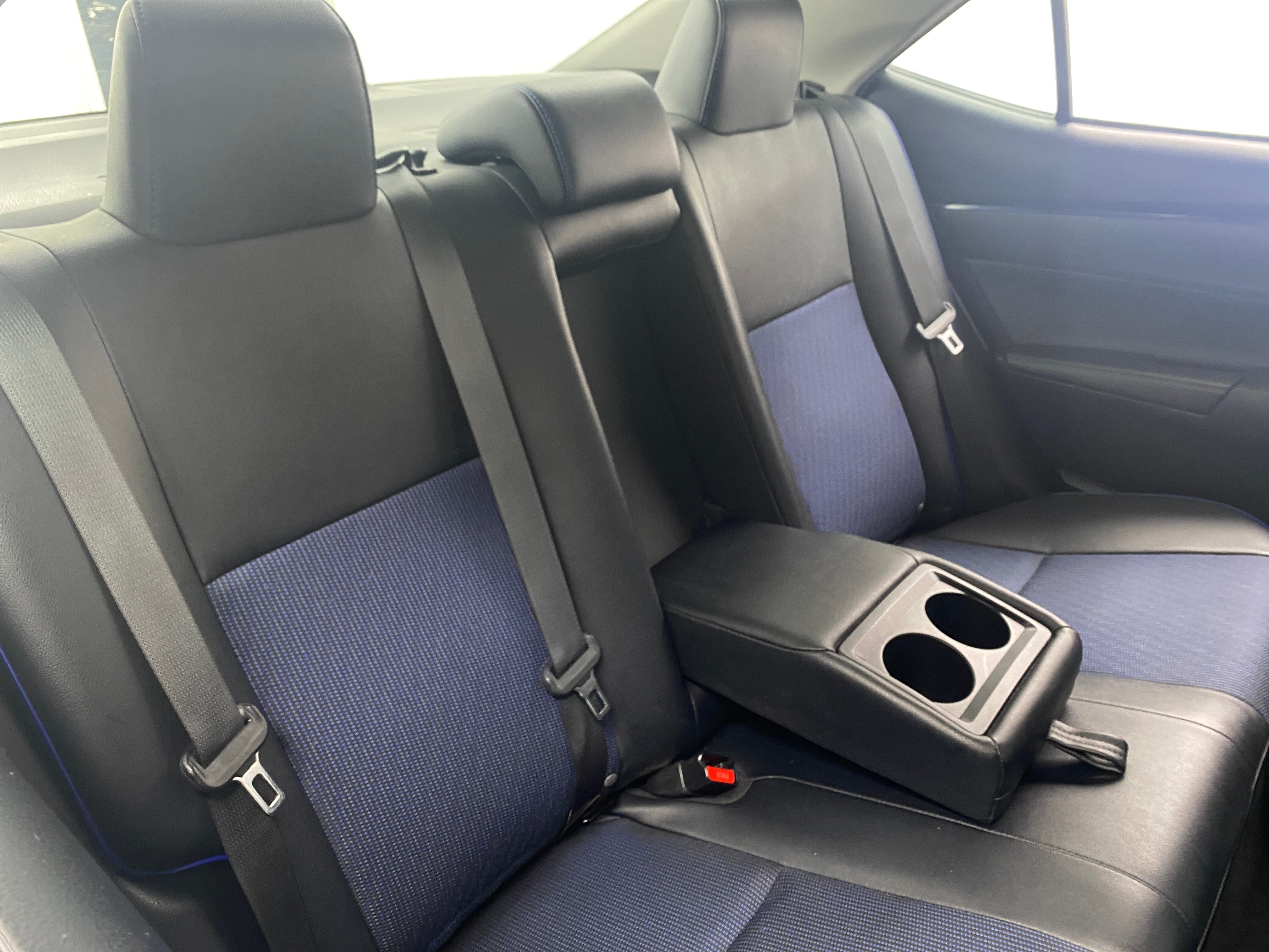 2019 Toyota Corolla SE 6