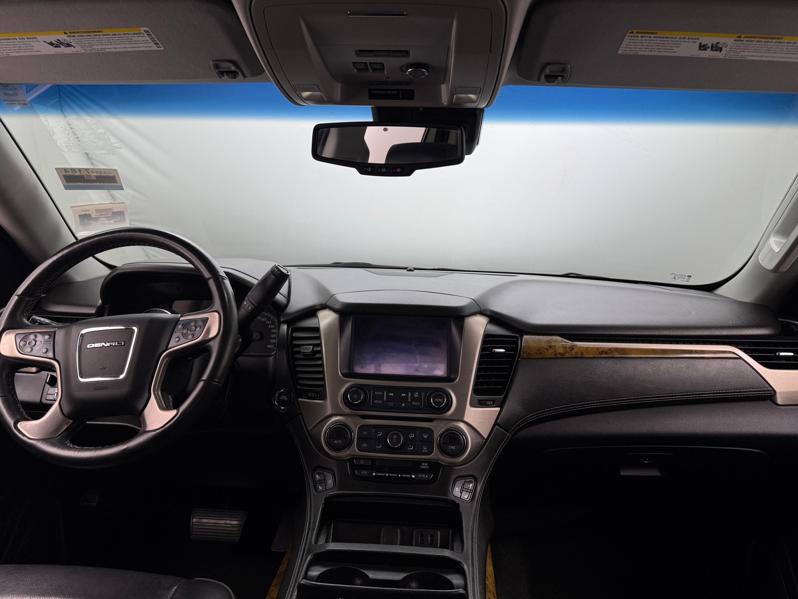 Thumbnail: 2017 GMC Yukon - 2