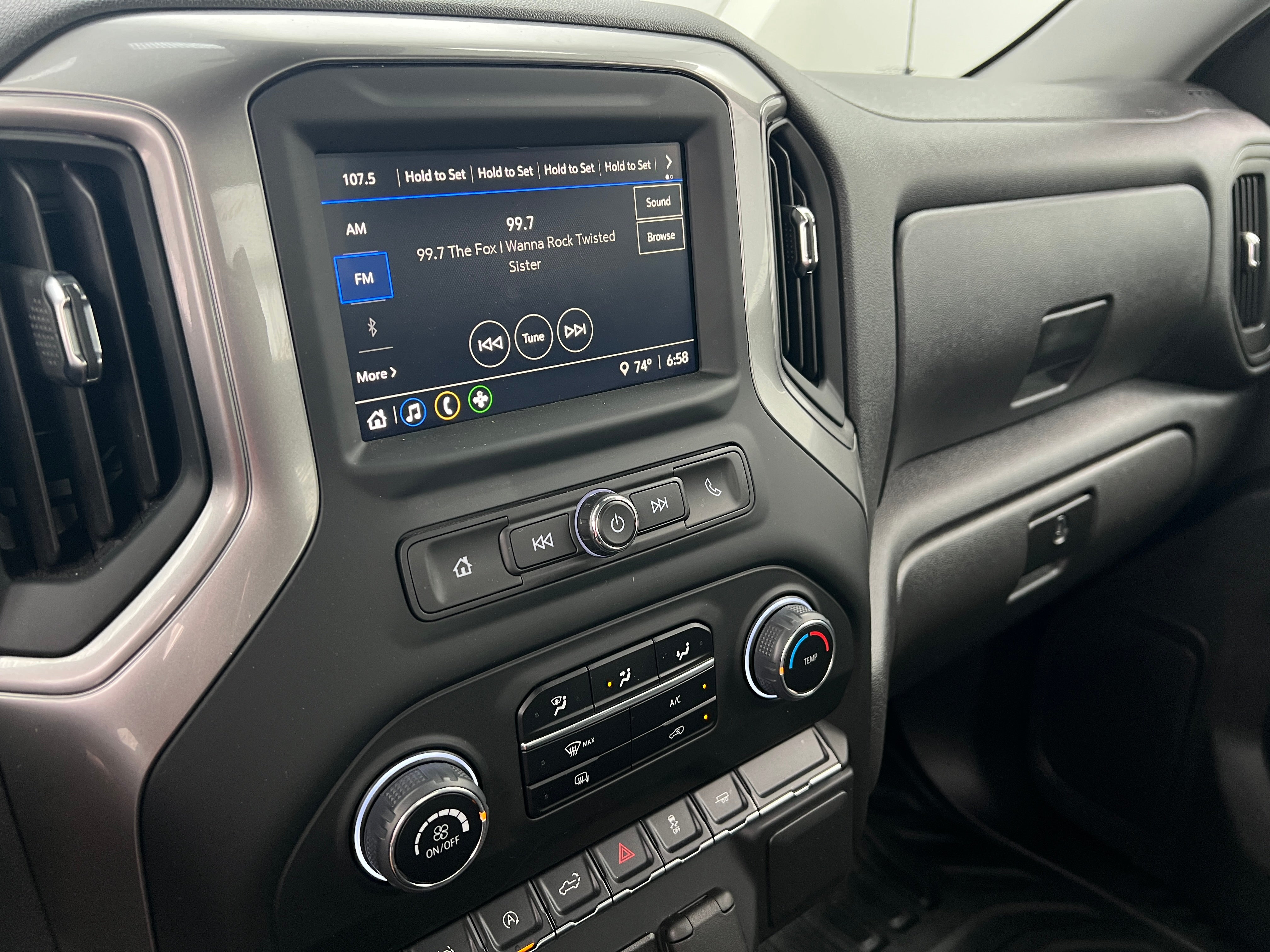 2024 Chevrolet Silverado 1500 Work Truck 3