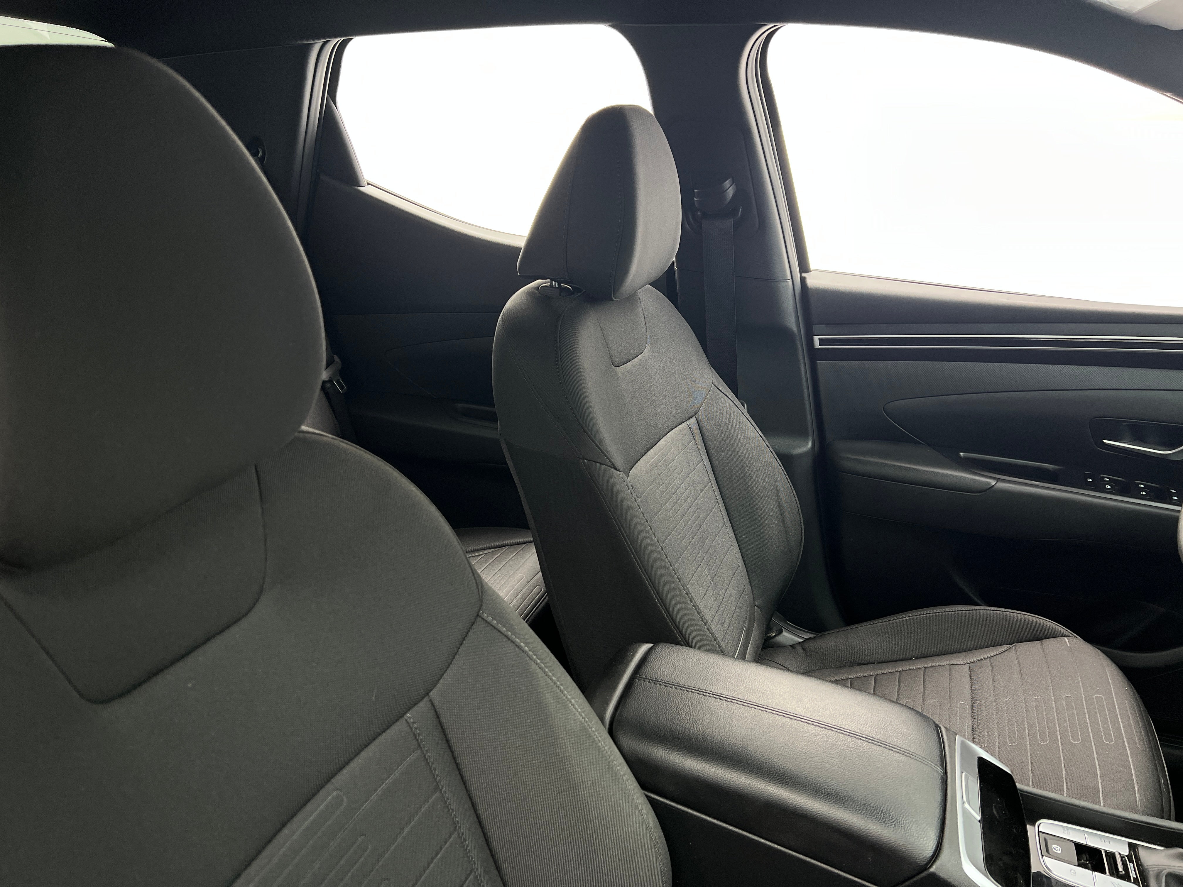 2023 Hyundai Santa Cruz SE 2