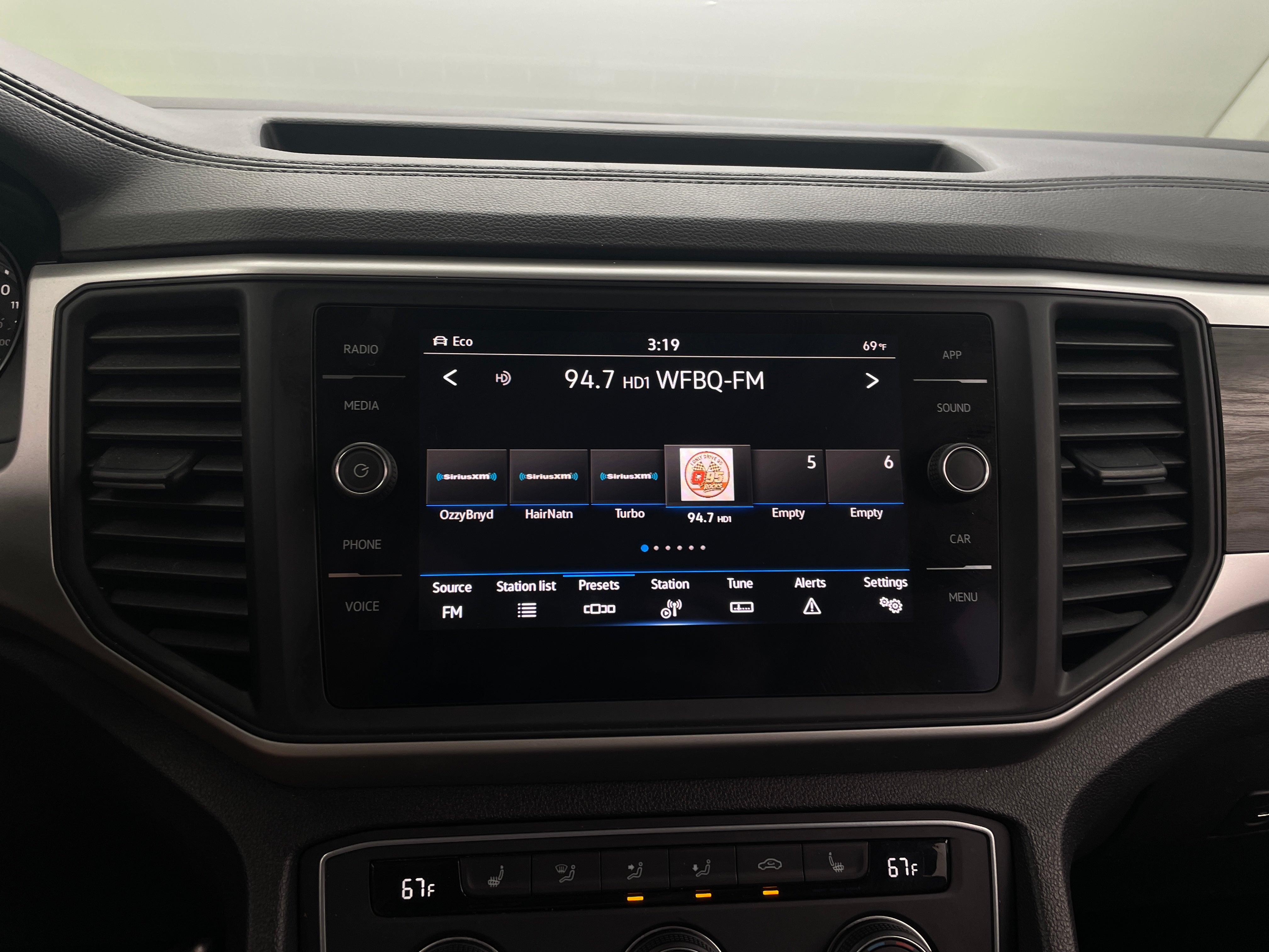 2021 Volkswagen Atlas SE 3