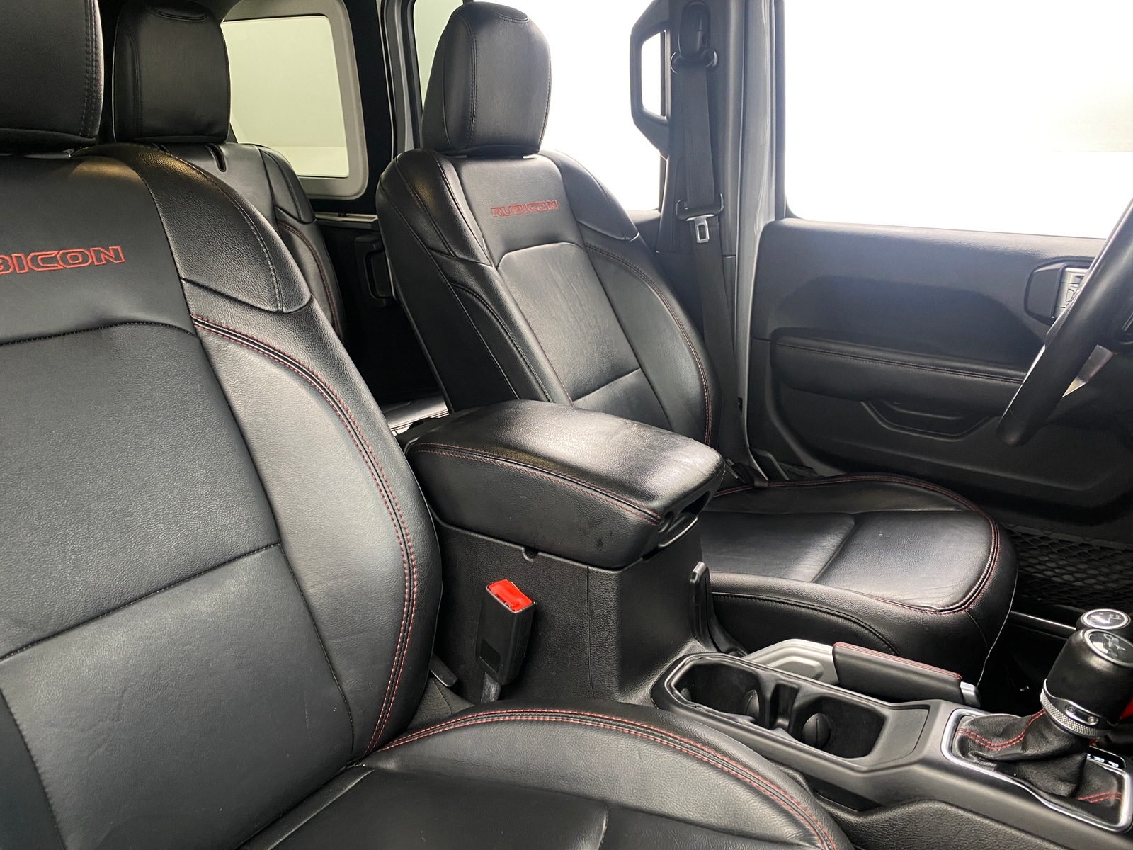 Thumbnail: 2019 Jeep Wrangler - 2