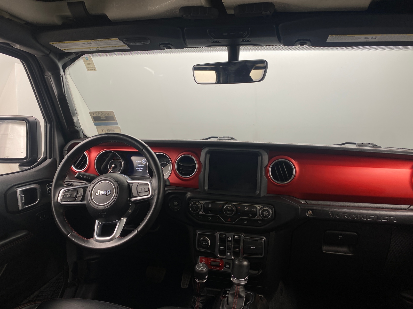 Thumbnail: 2019 Jeep Wrangler - 3