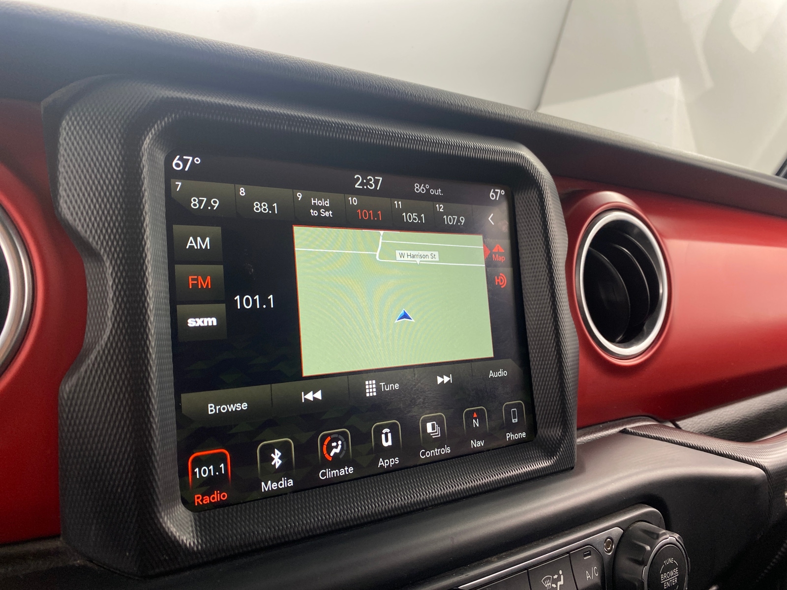 Thumbnail: 2019 Jeep Wrangler - 4