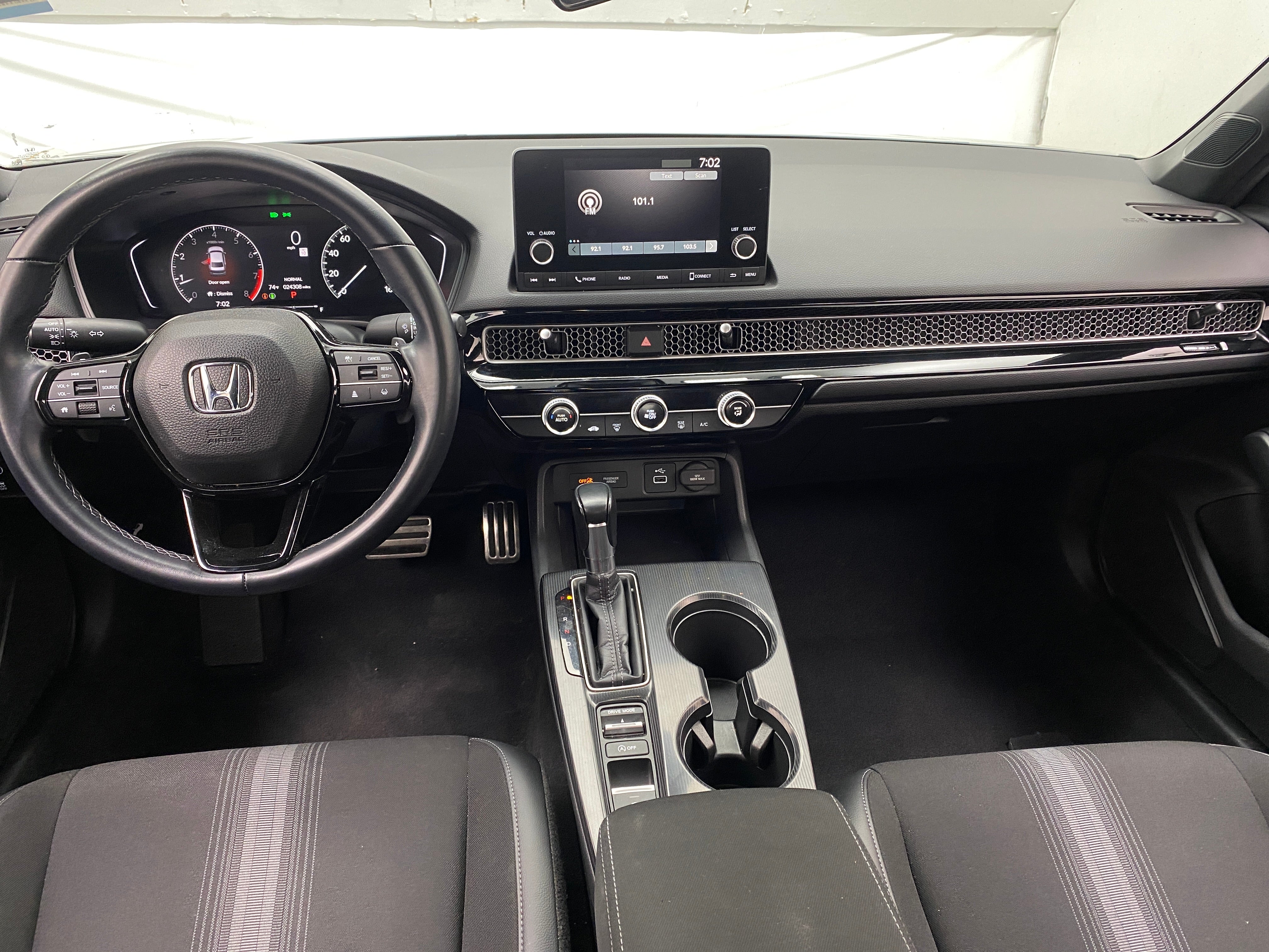 2022 Honda Civic Sport 3