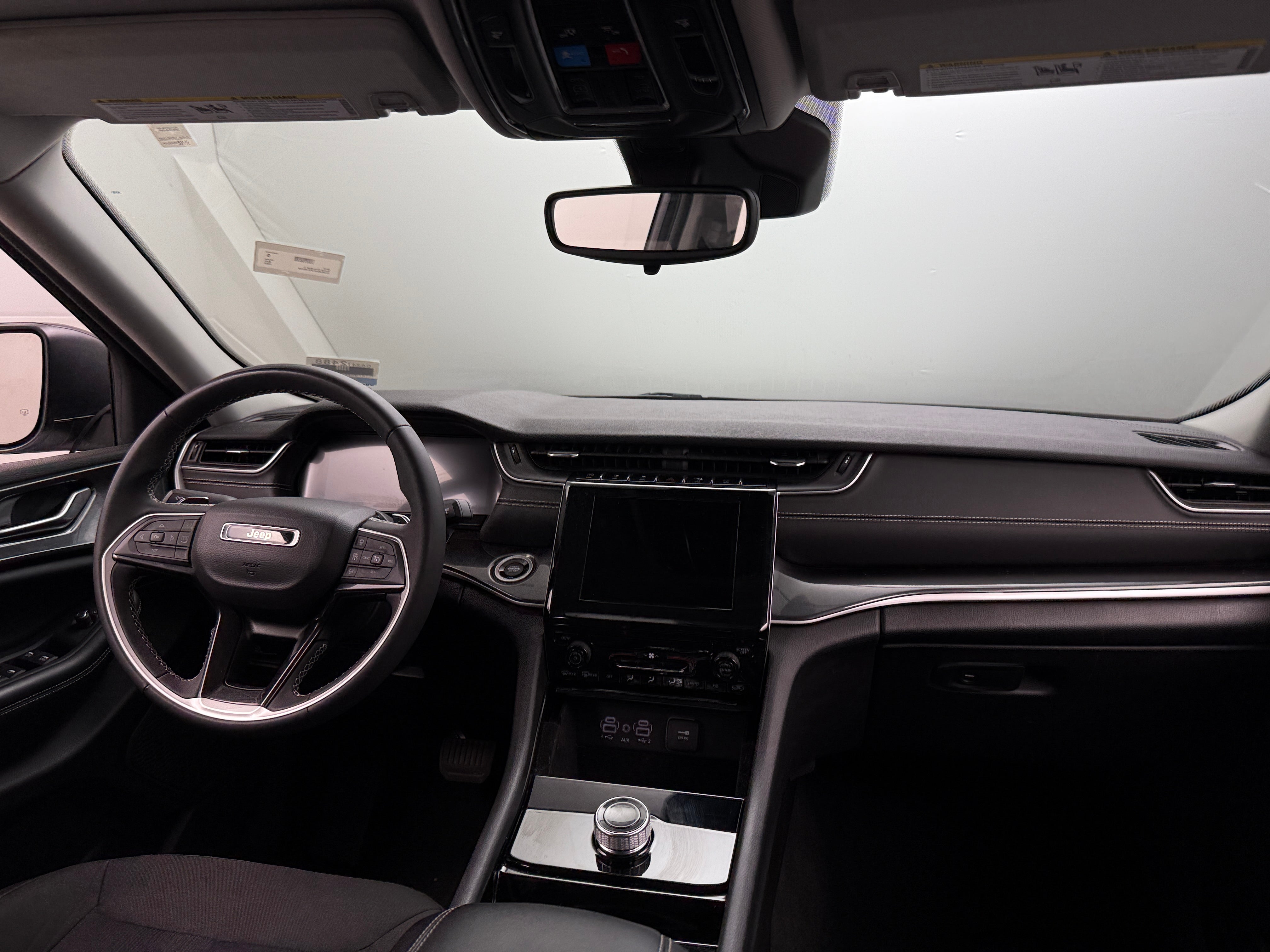 2023 Jeep Grand Cherokee L Laredo 3