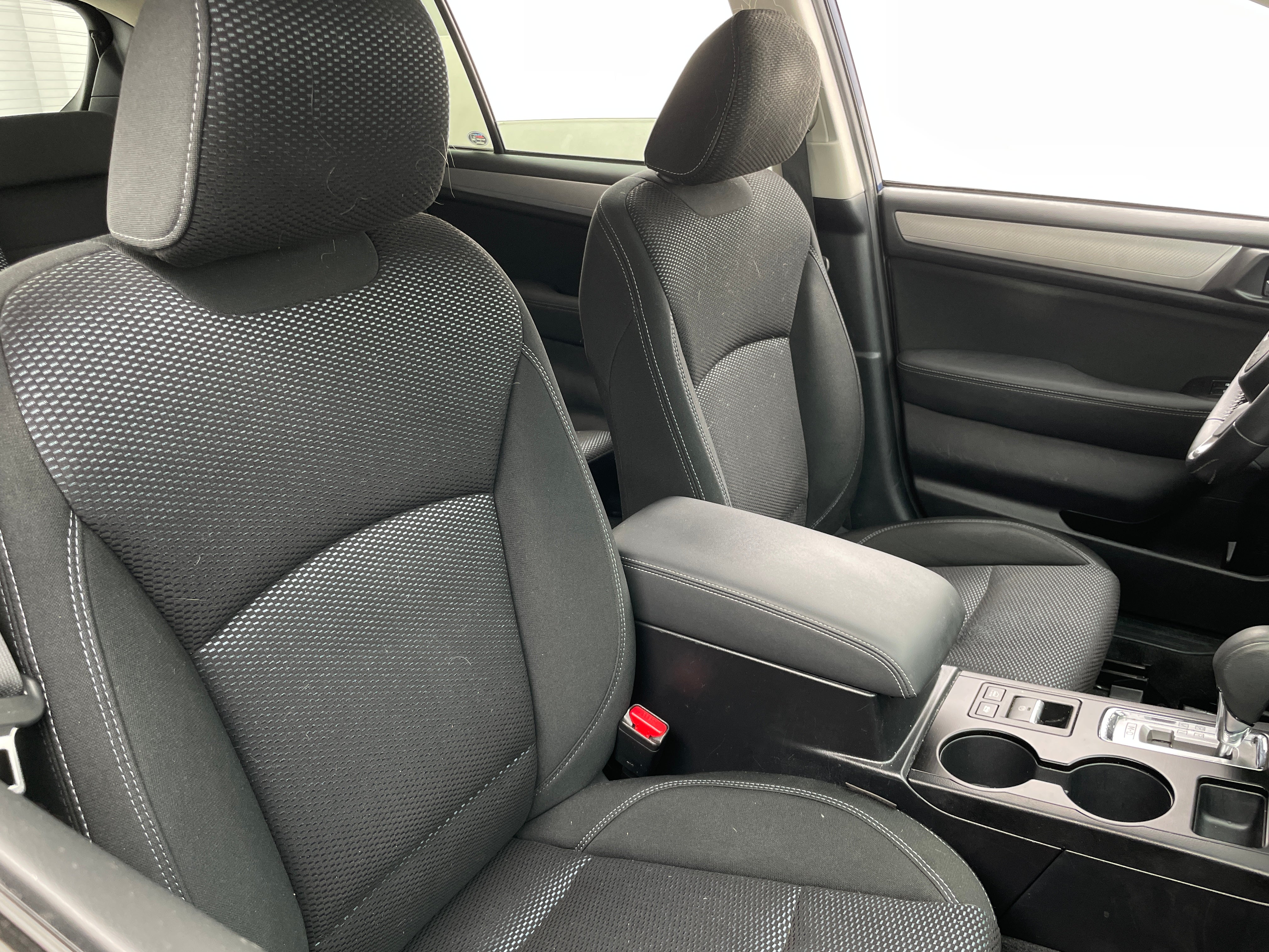 2019 Subaru Outback Premium 2