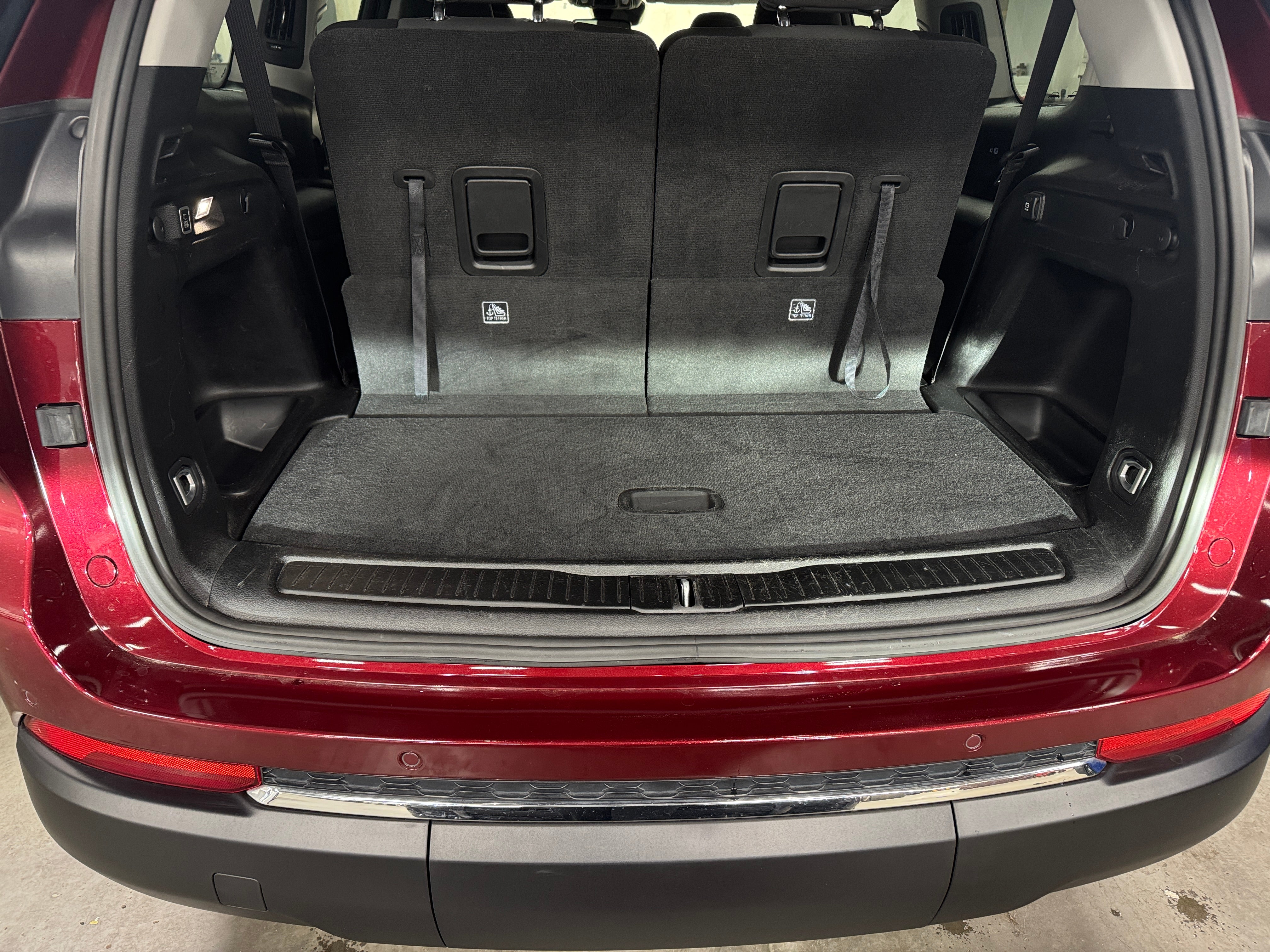 2022 Jeep Grand Cherokee L Laredo 7