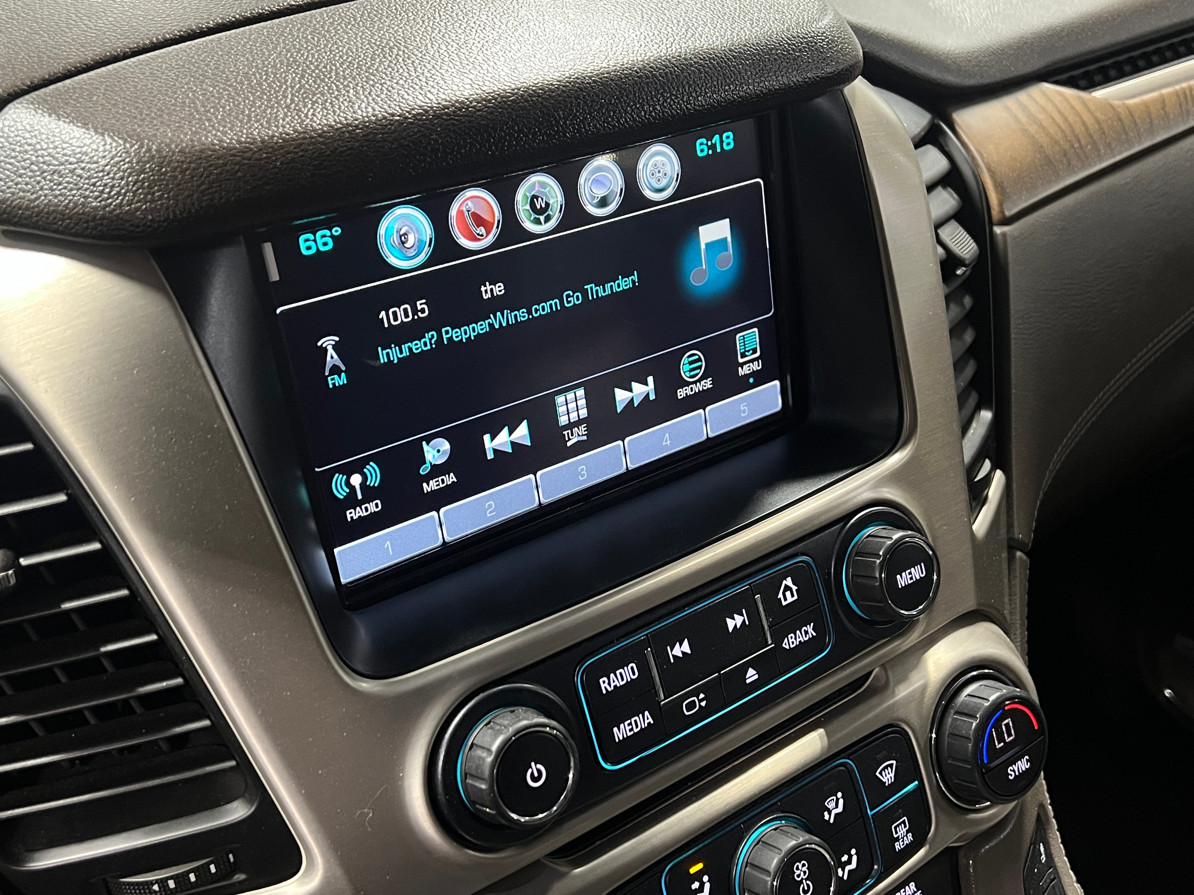2019 GMC Yukon XL Denali 3