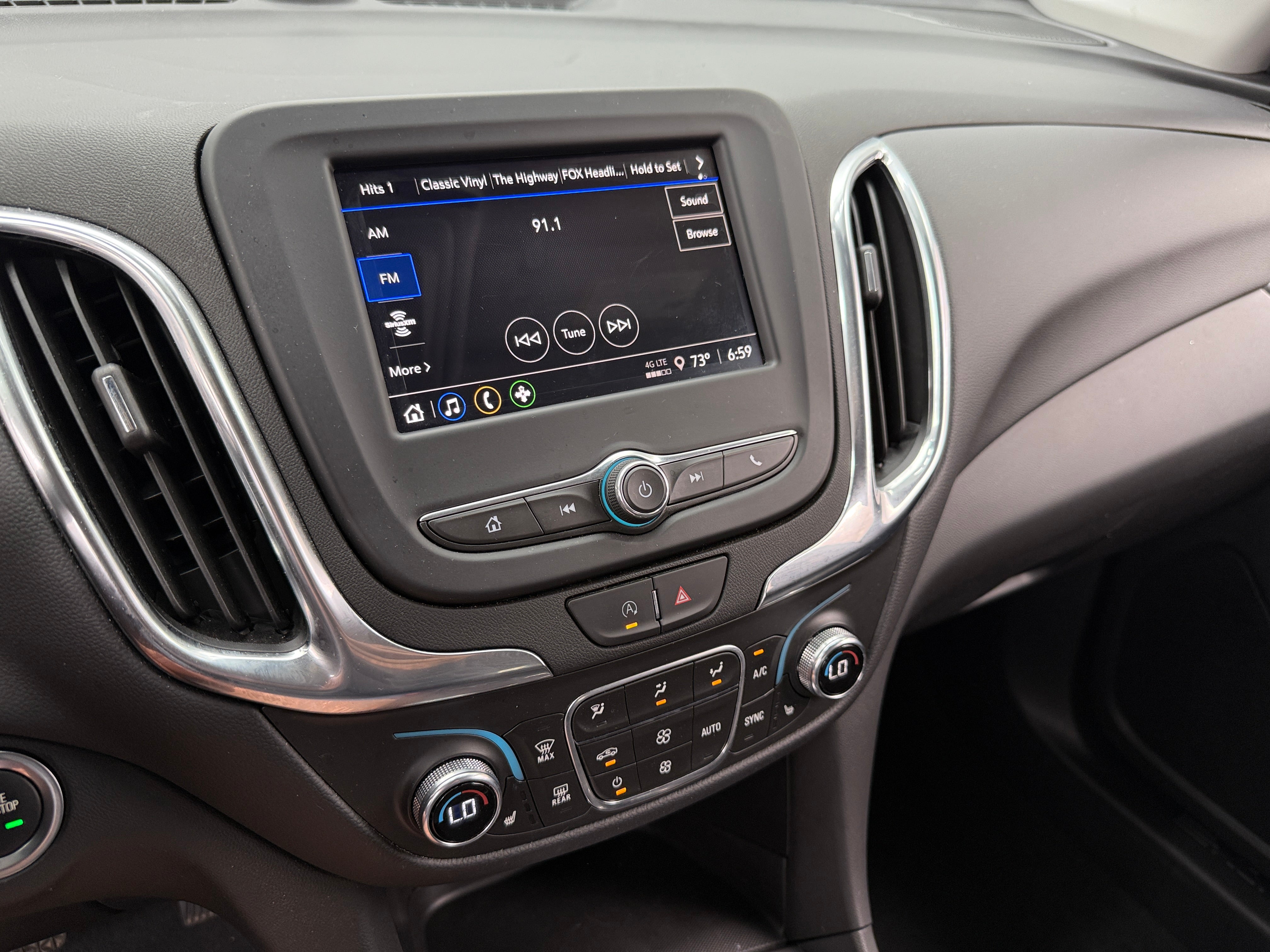 2023 Chevrolet Equinox LT 4