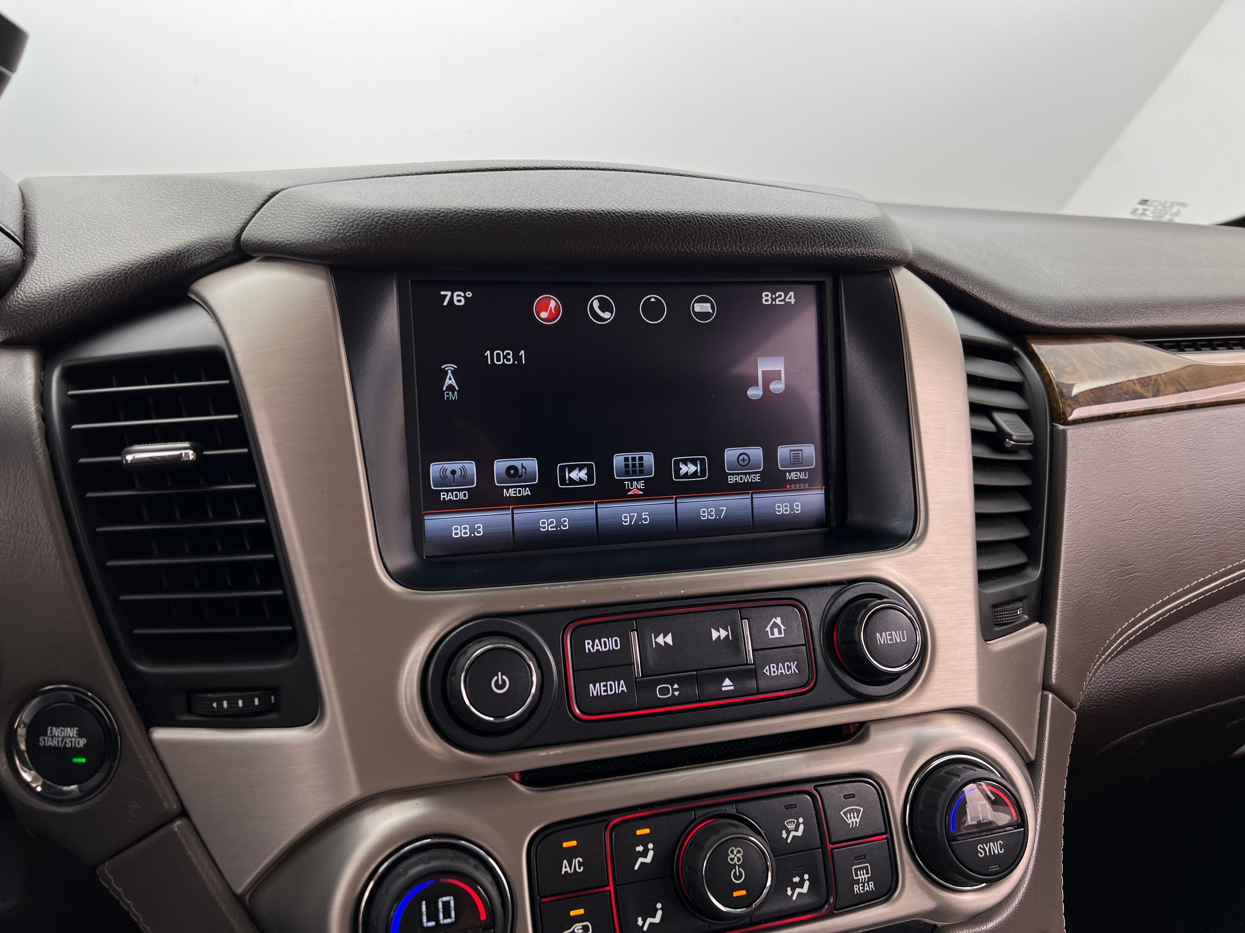 2016 GMC Yukon XL Denali 3