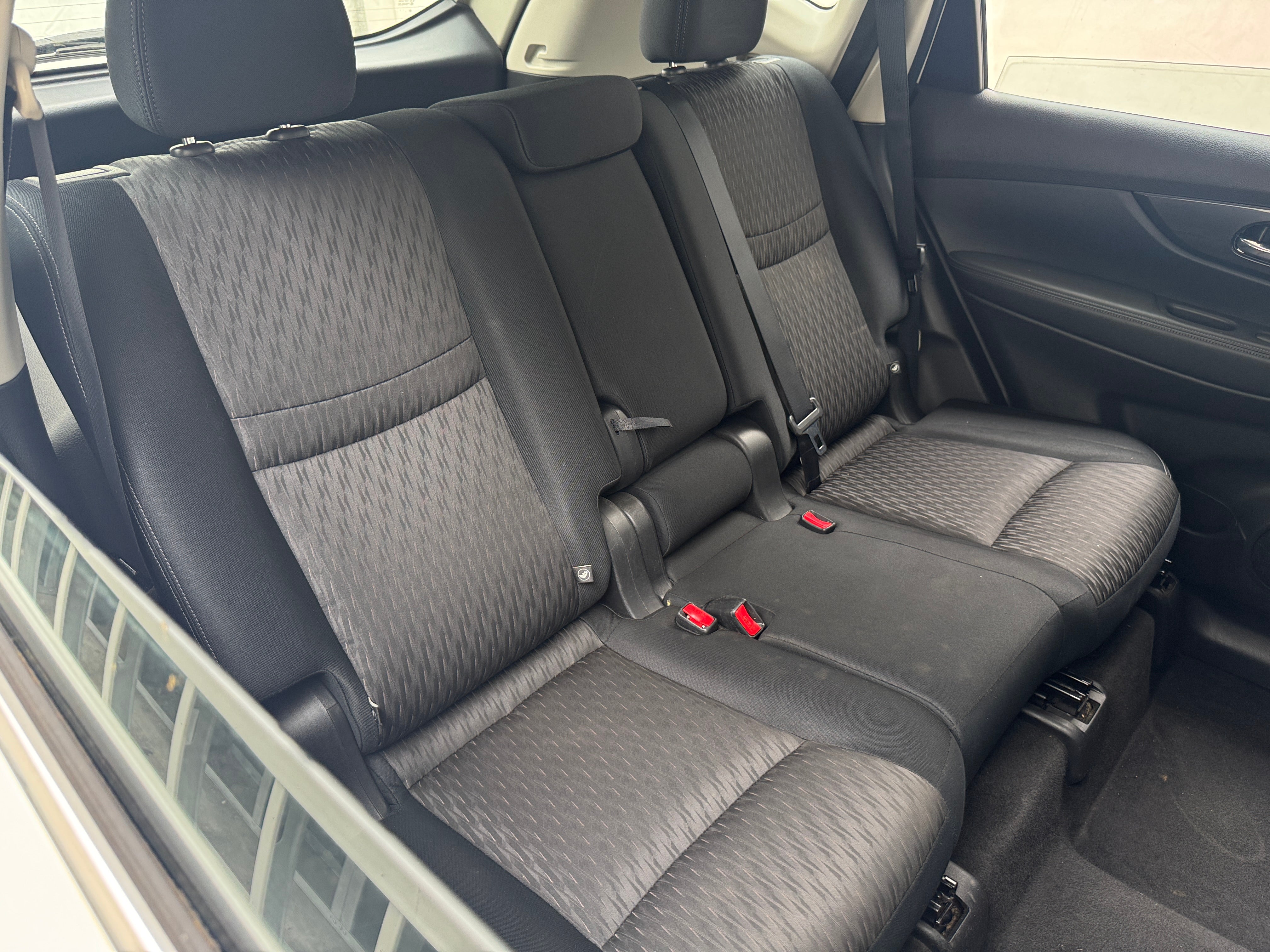 2017 Nissan Rogue S 6