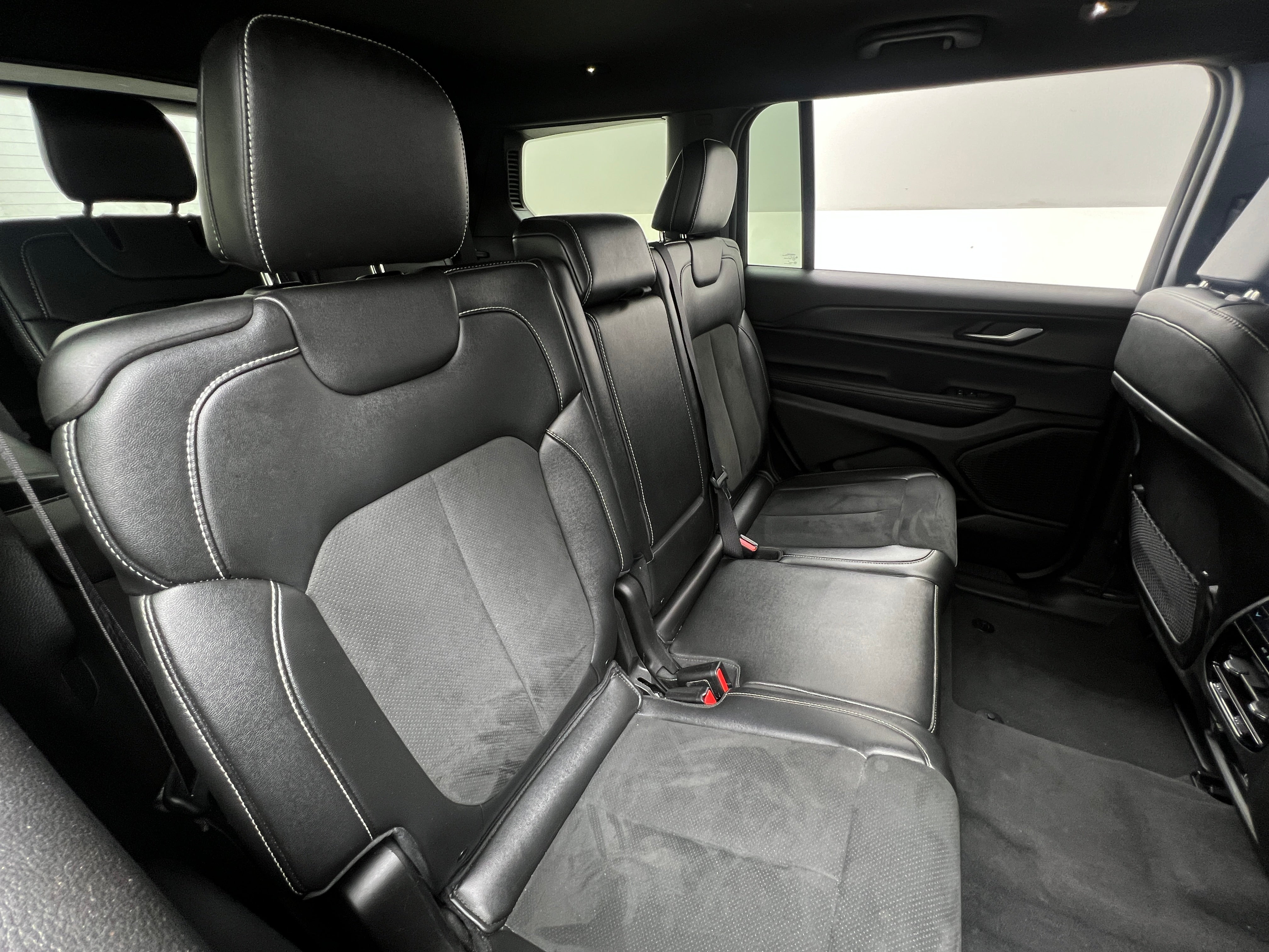 2024 Jeep Grand Cherokee L Altitude 6