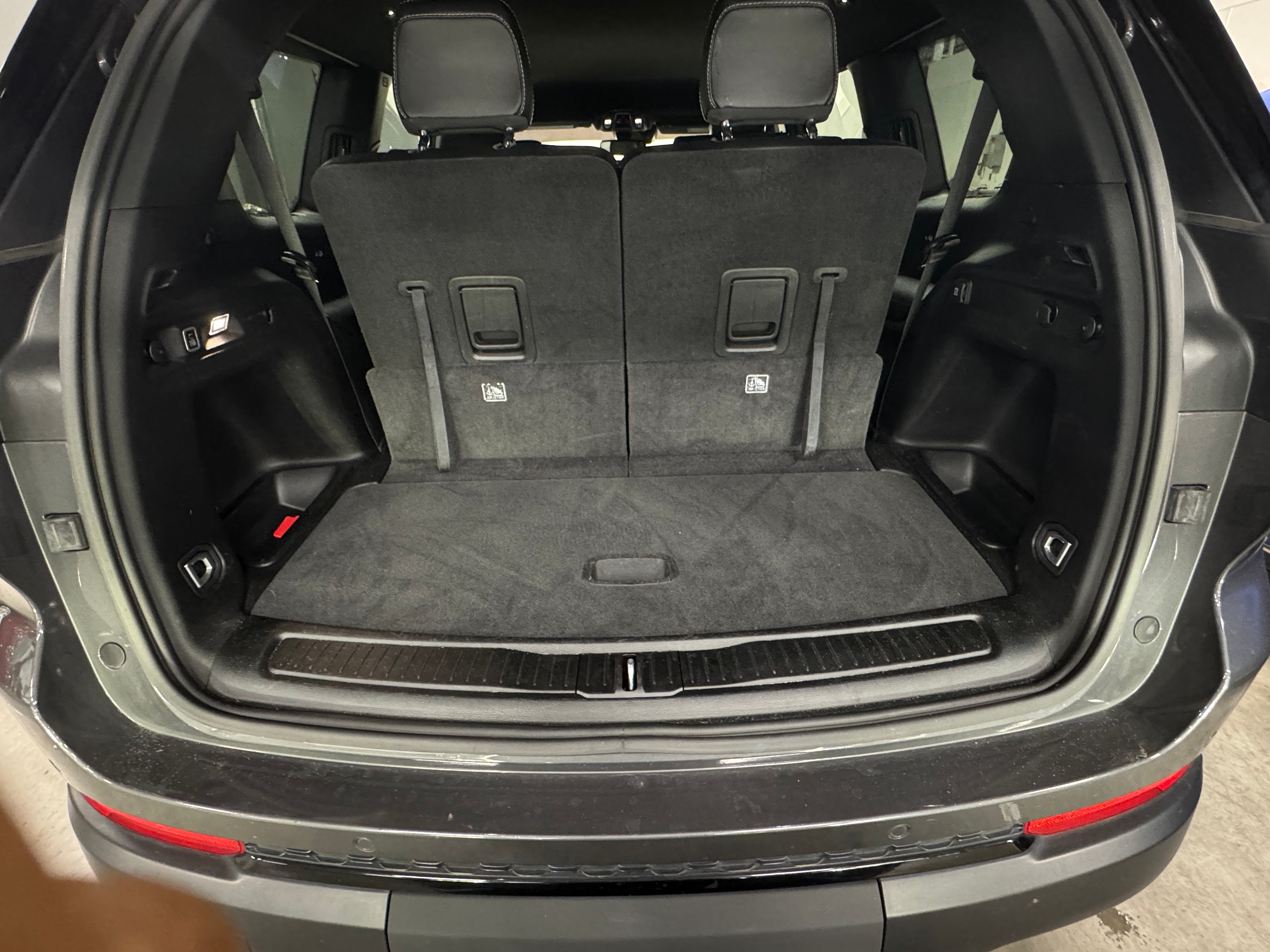 2024 Jeep Grand Cherokee L Altitude 7