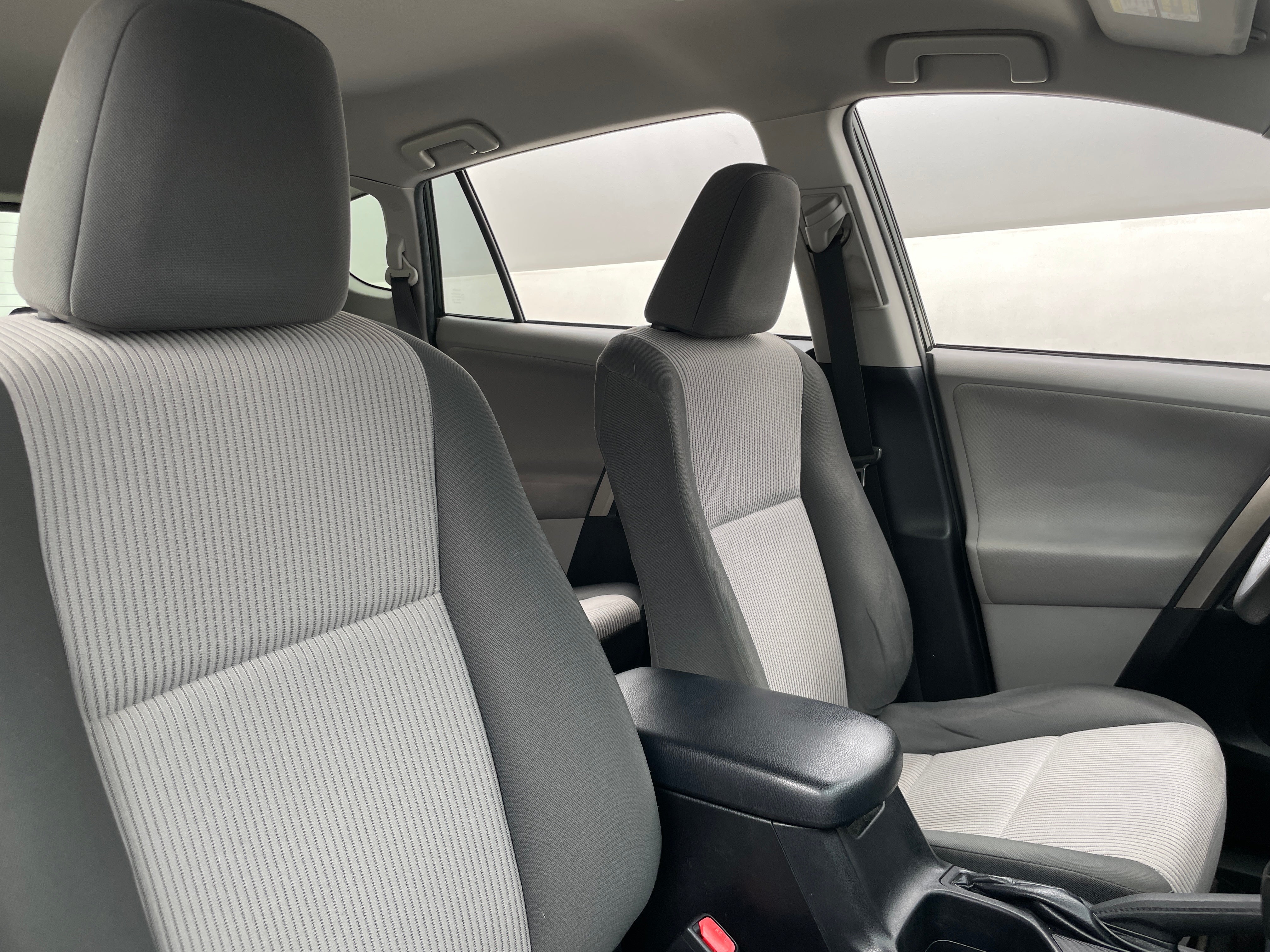 2013 Toyota RAV4 LE 2