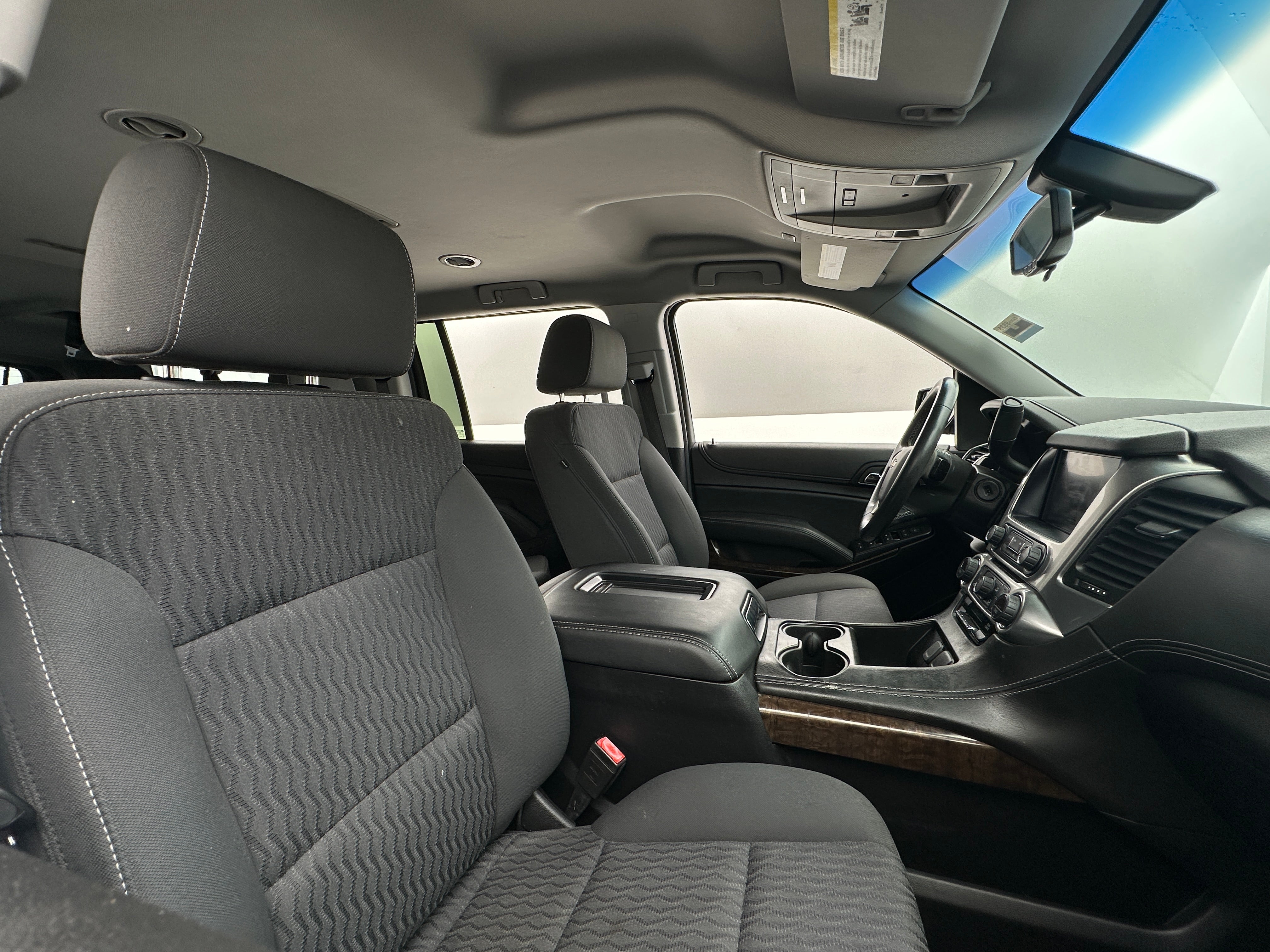 2019 Chevrolet Suburban LS 2