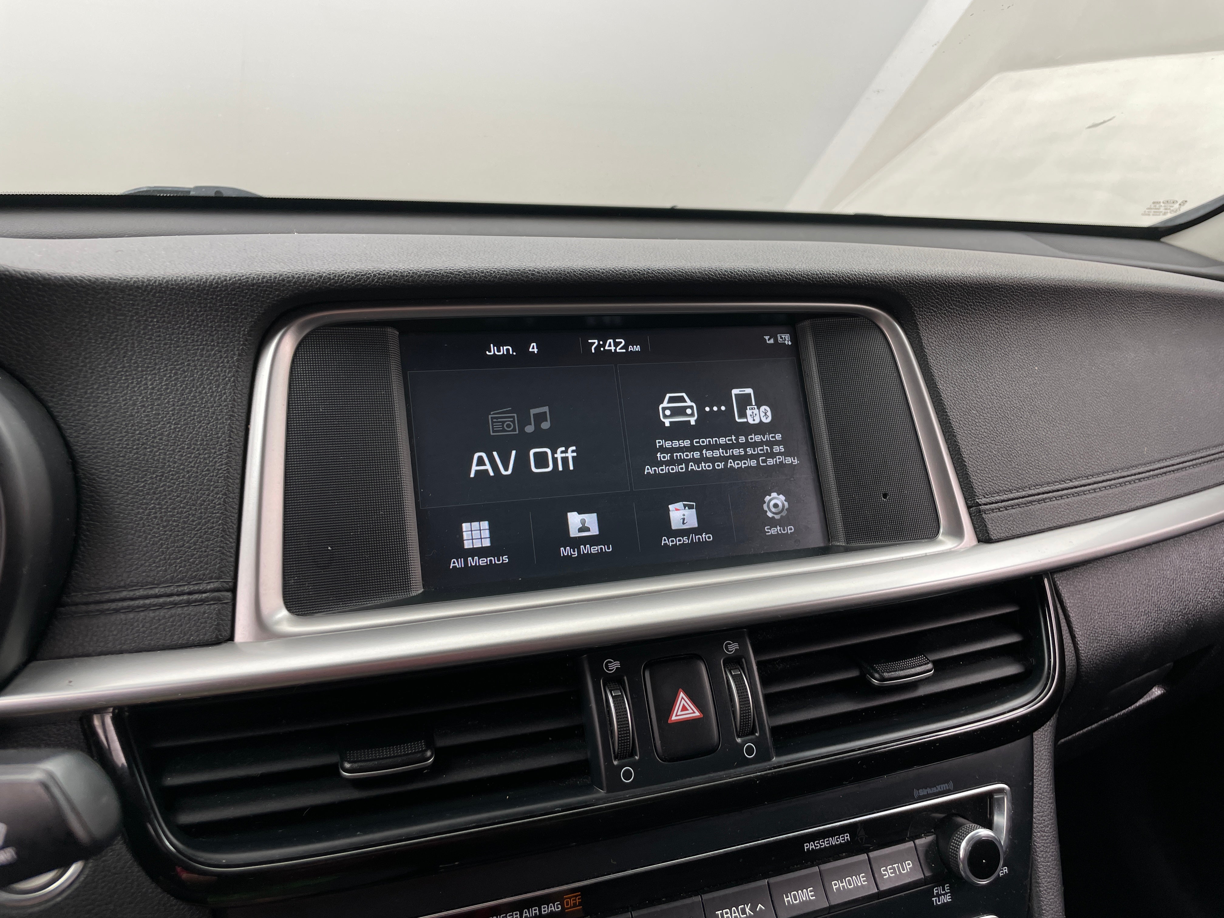 2019 Kia Optima S 3