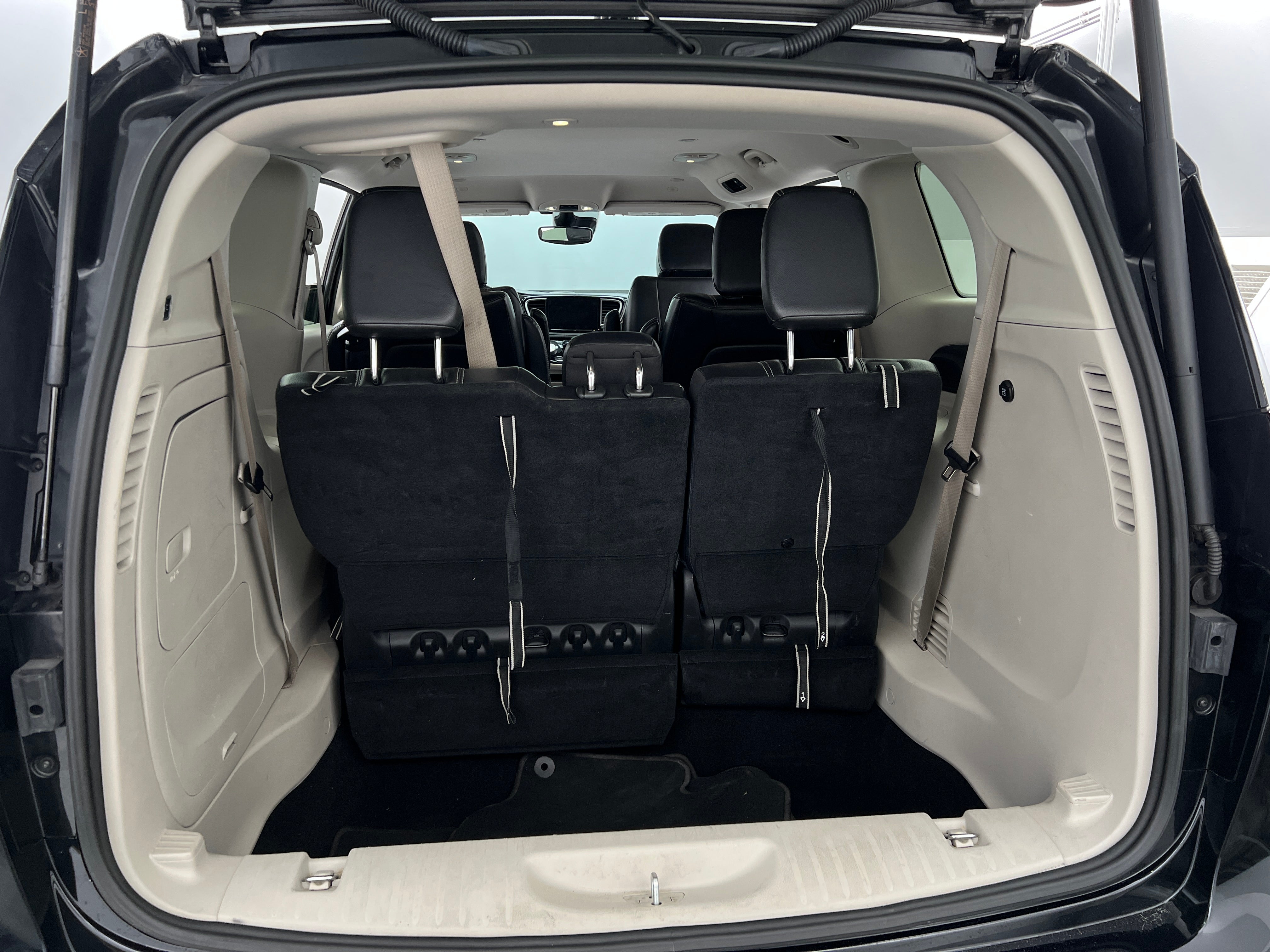 Thumbnail: 2022 Chrysler Pacifica - 6