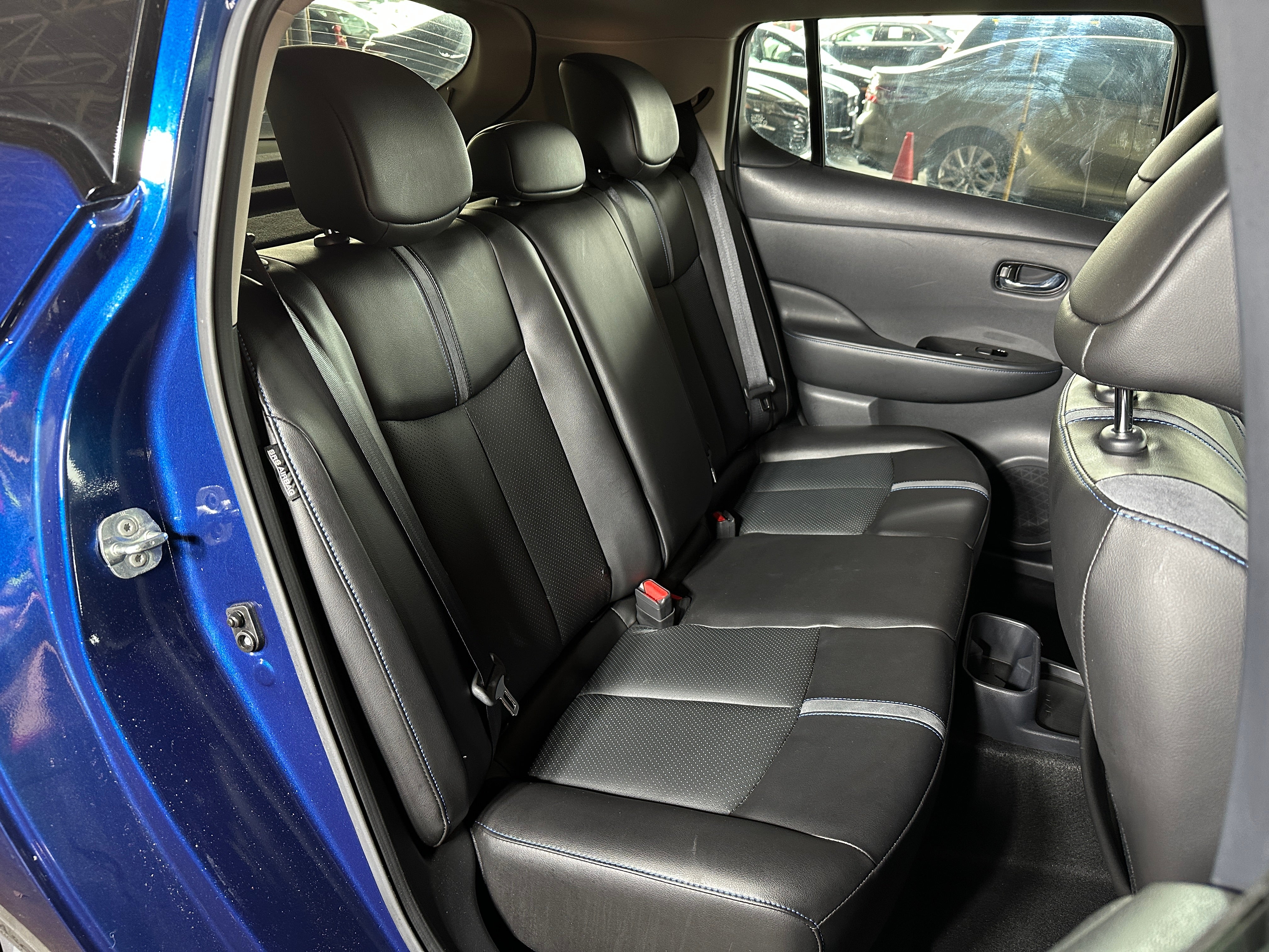 2022 Nissan Leaf SL Plus 6